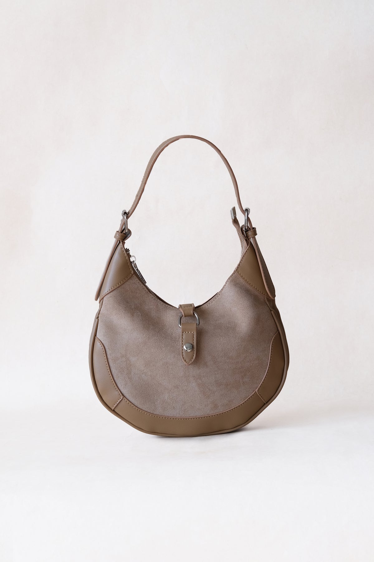 Classic Velvet Saddle Handbag - Khaki
