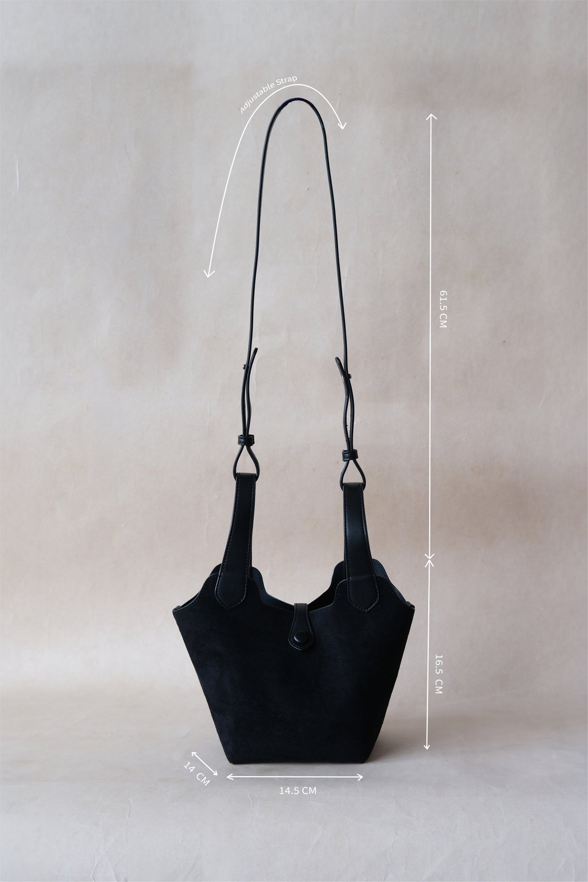 Époque Bucket Bag - Classic Black