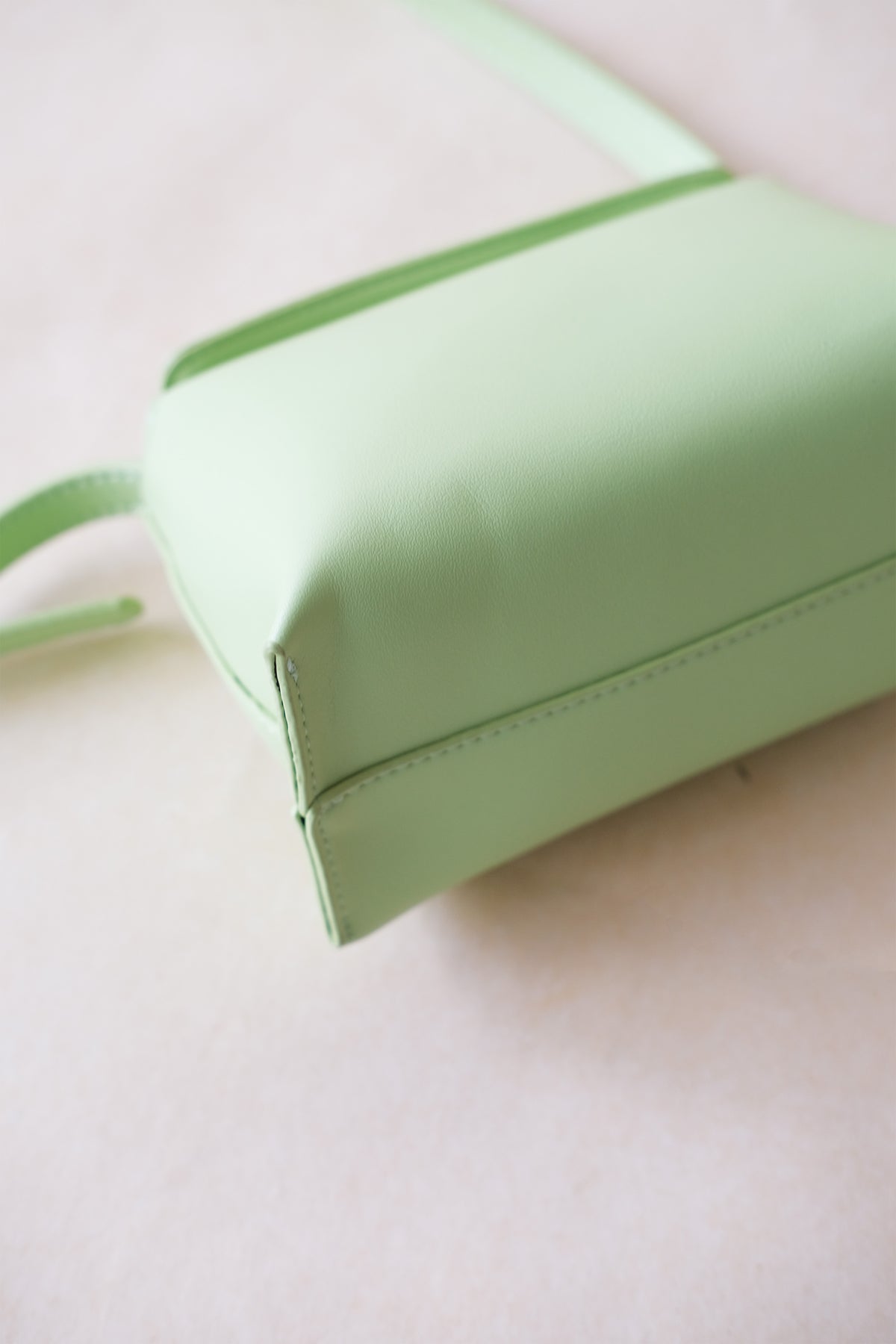 The Hana Box Bag - Light Green