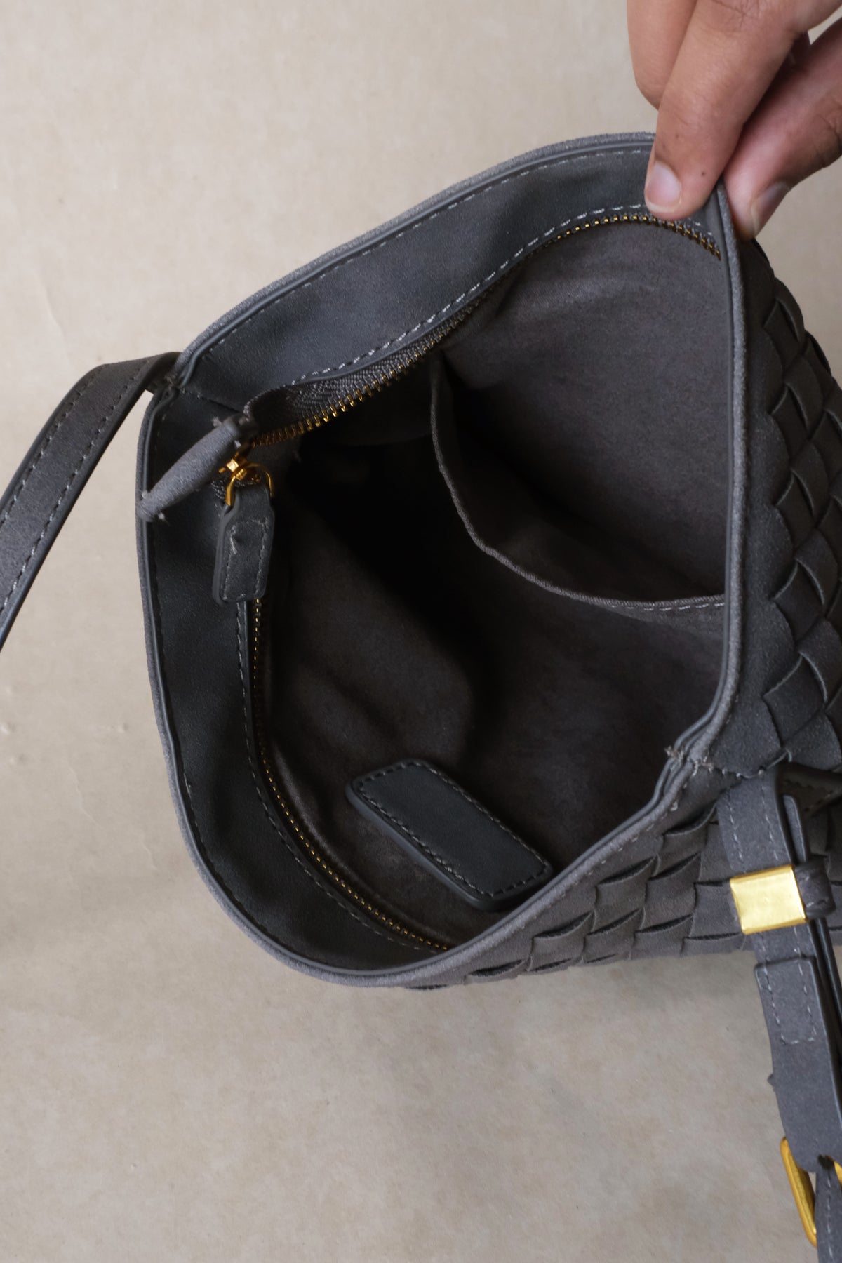 Artisan Forme Hobo - Warm Grey