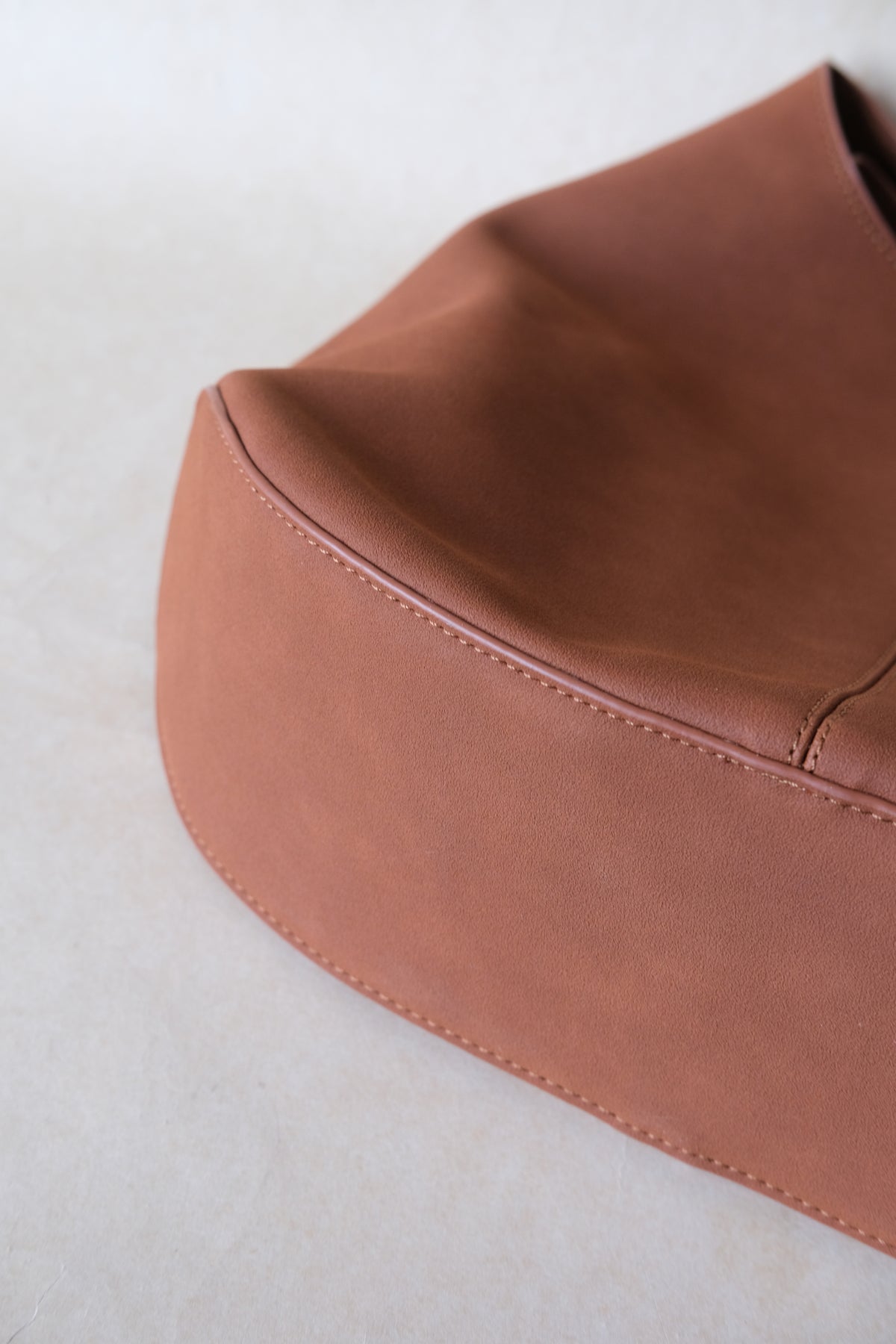 Lucie Soft Carryall - Matte Chestnut