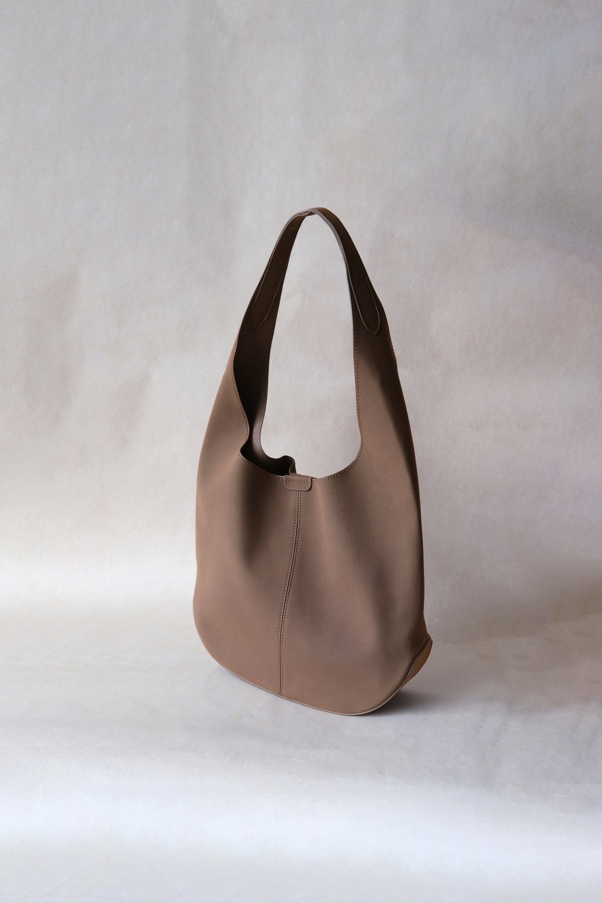 Lucie Soft Carryall - Matte Mocha