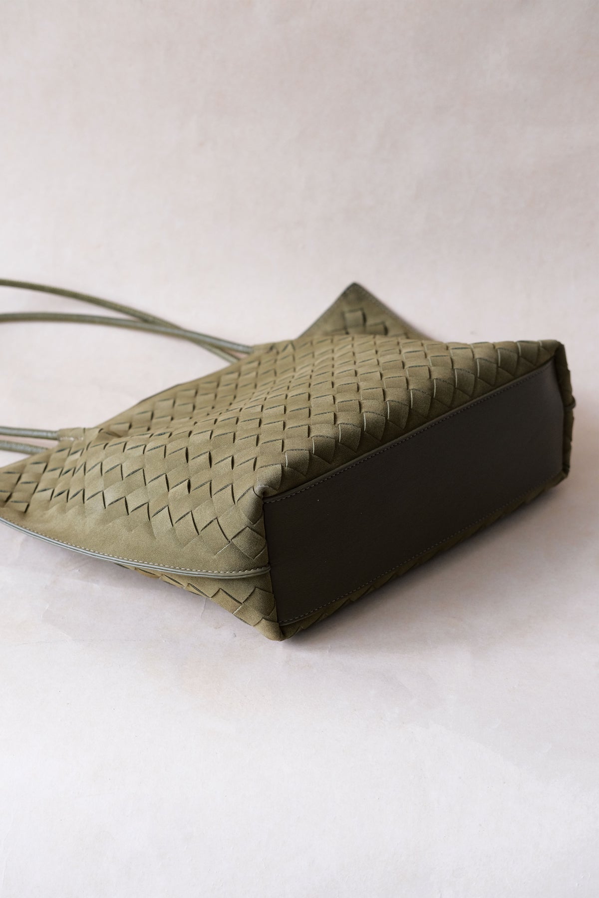 The Artisan Grande Tote - Olive Green