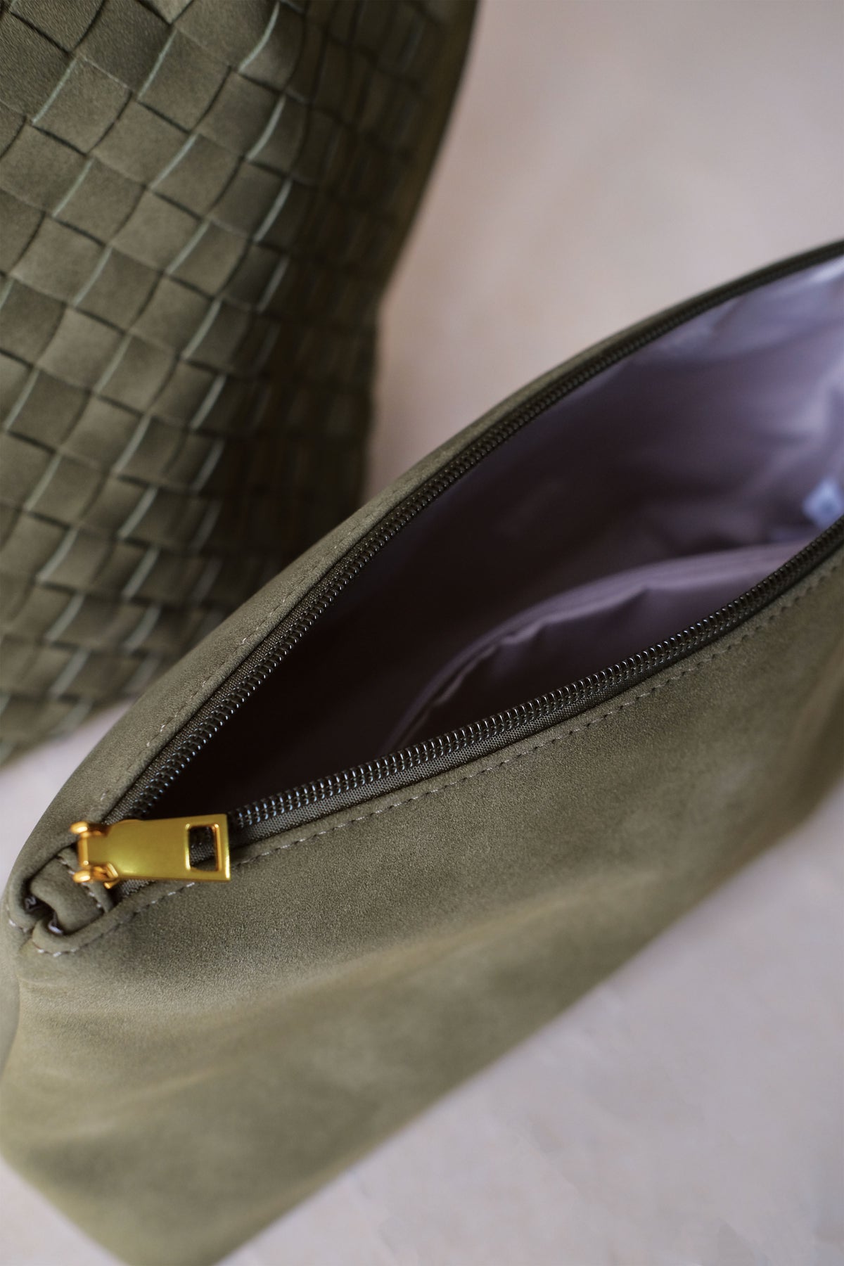 The Artisan Grande Tote - Olive Green