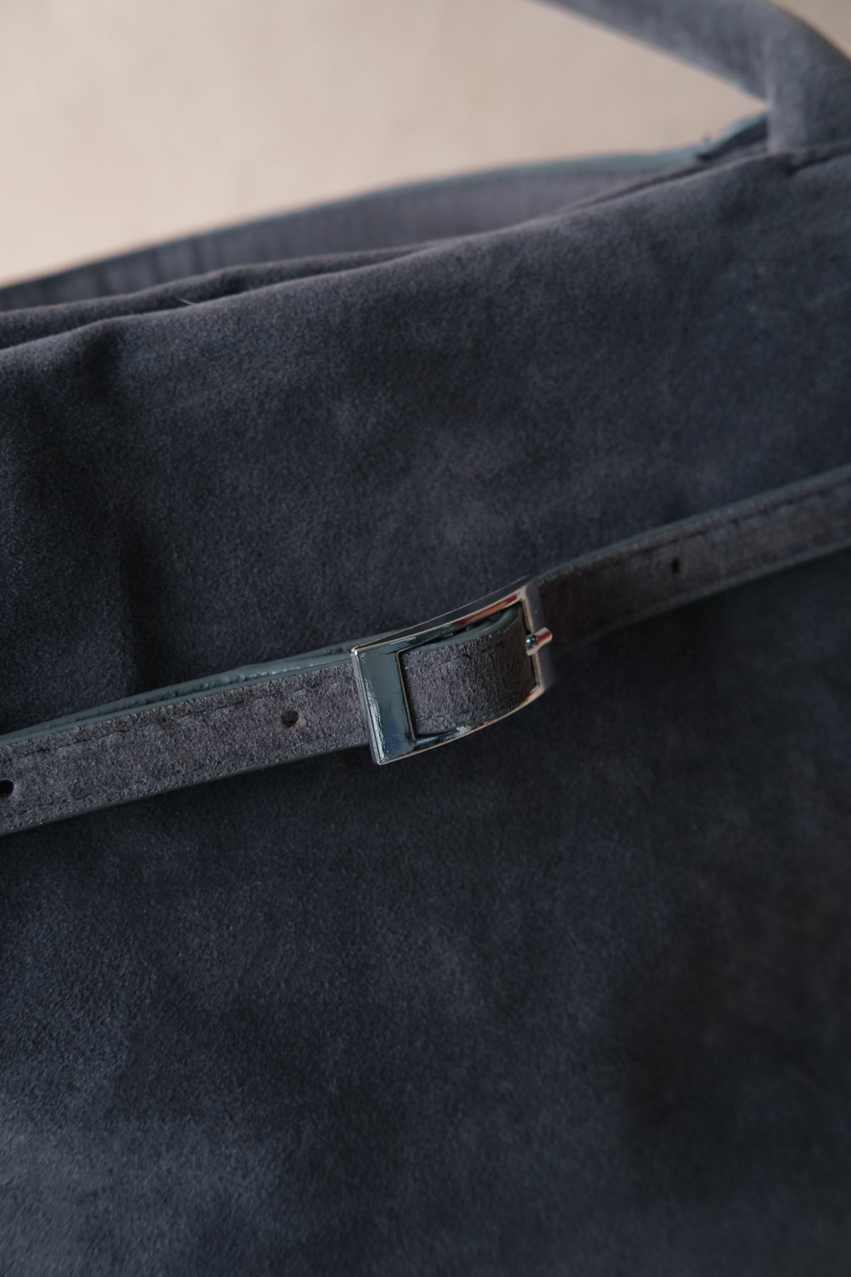 The Elegant Suede Bag In Grey