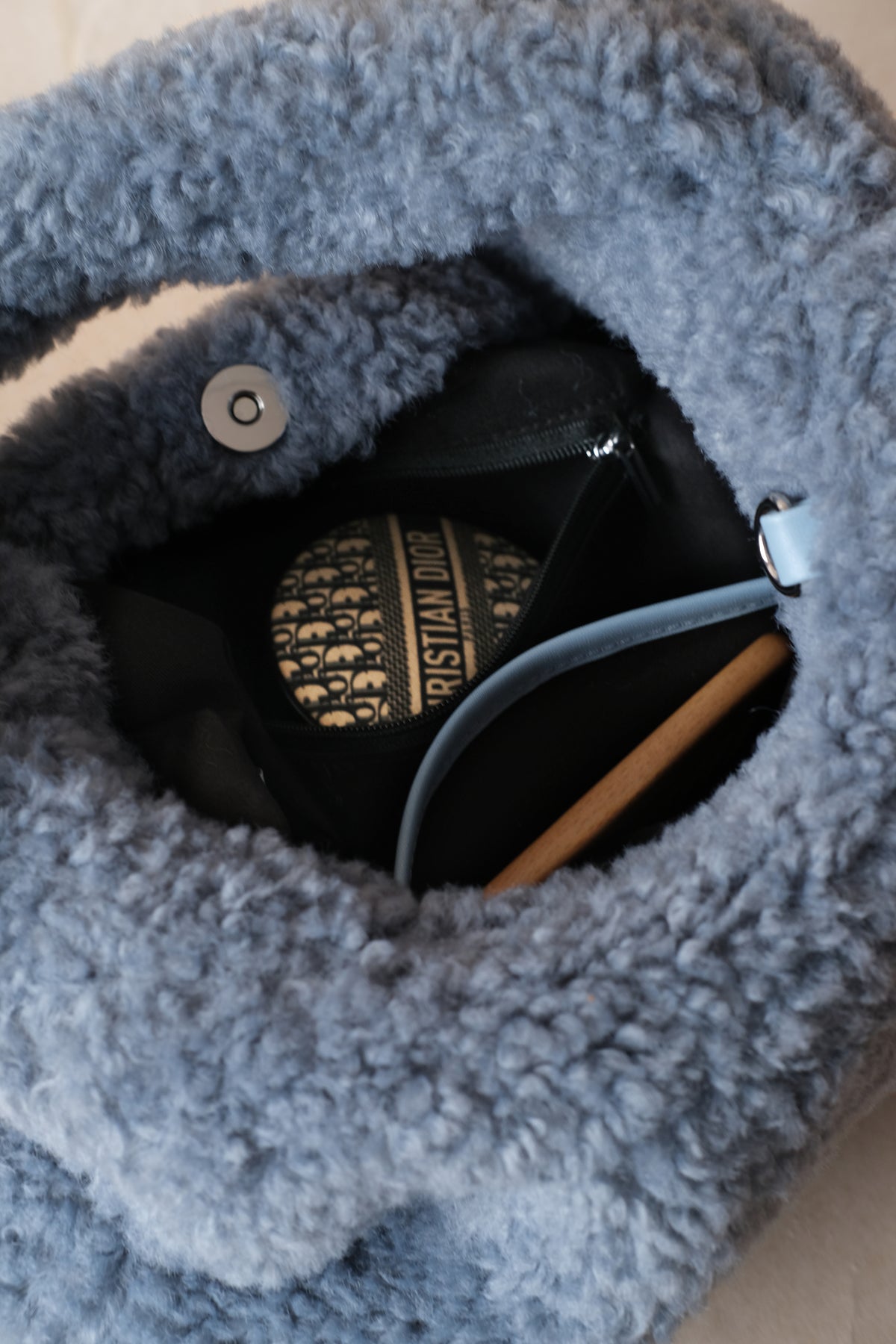 Velour Teddy Handbag - Baby Blue