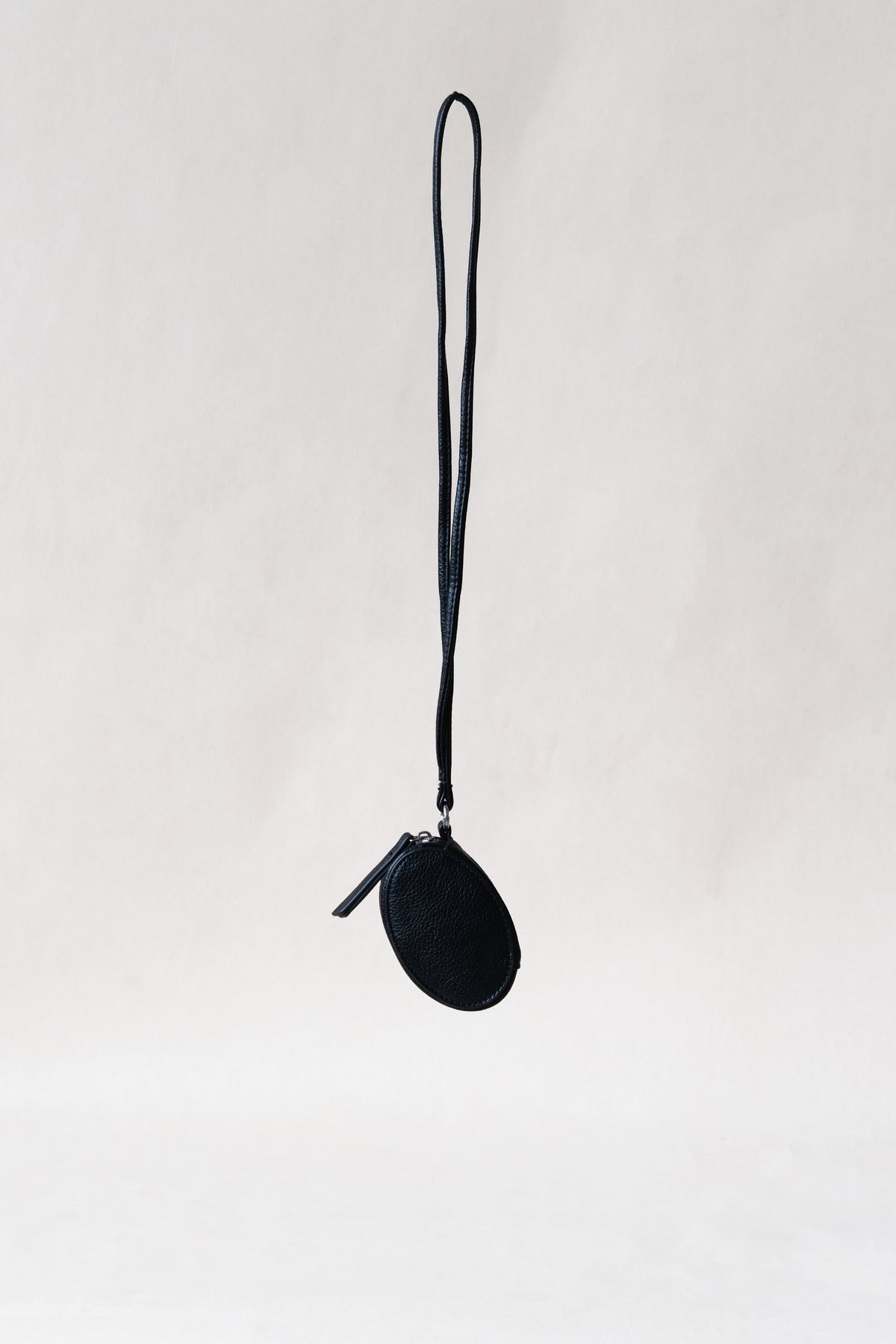 Amélie Egg Pouch - Black