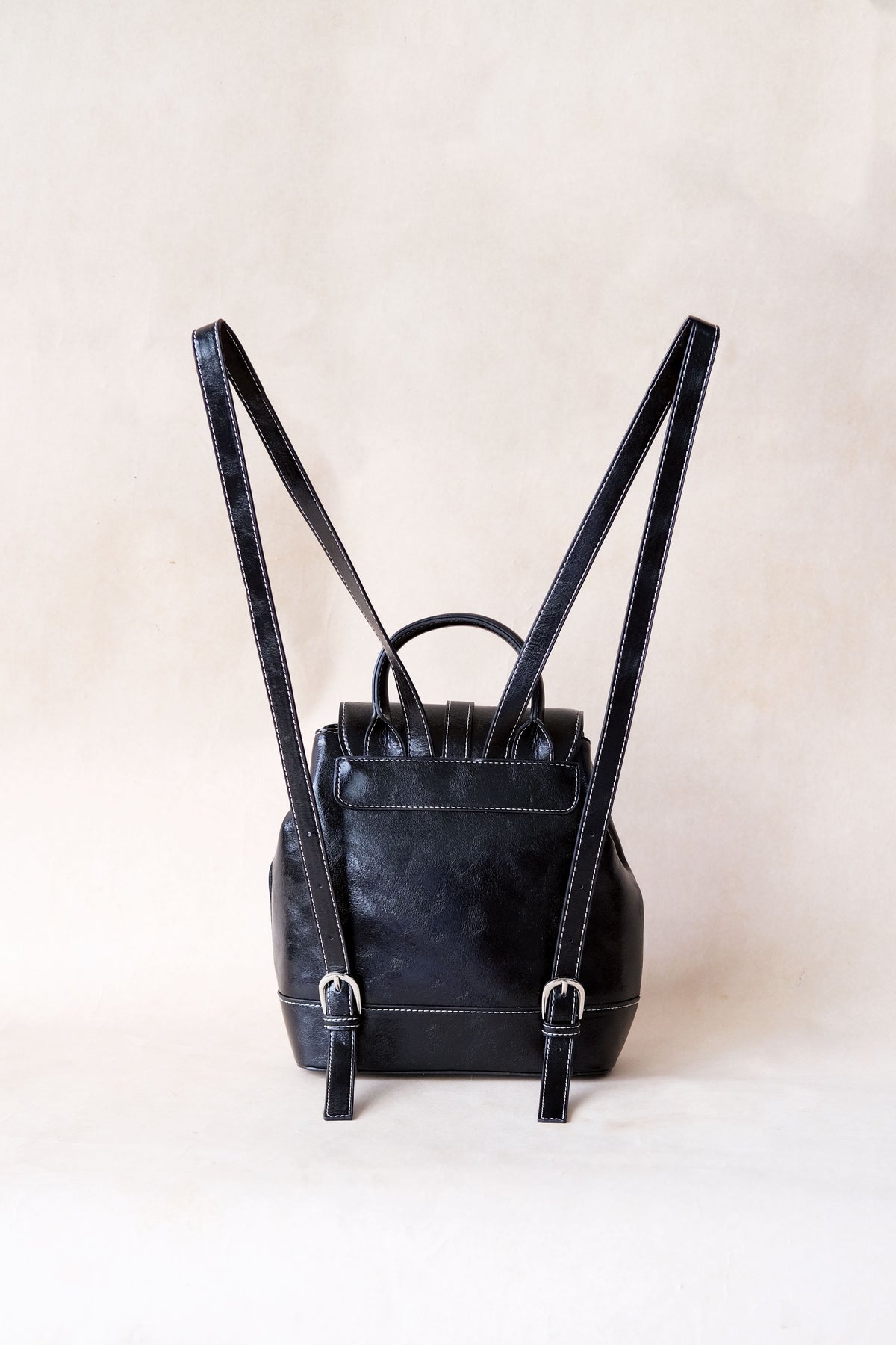 L’Essentiel Backpack - Classic Black