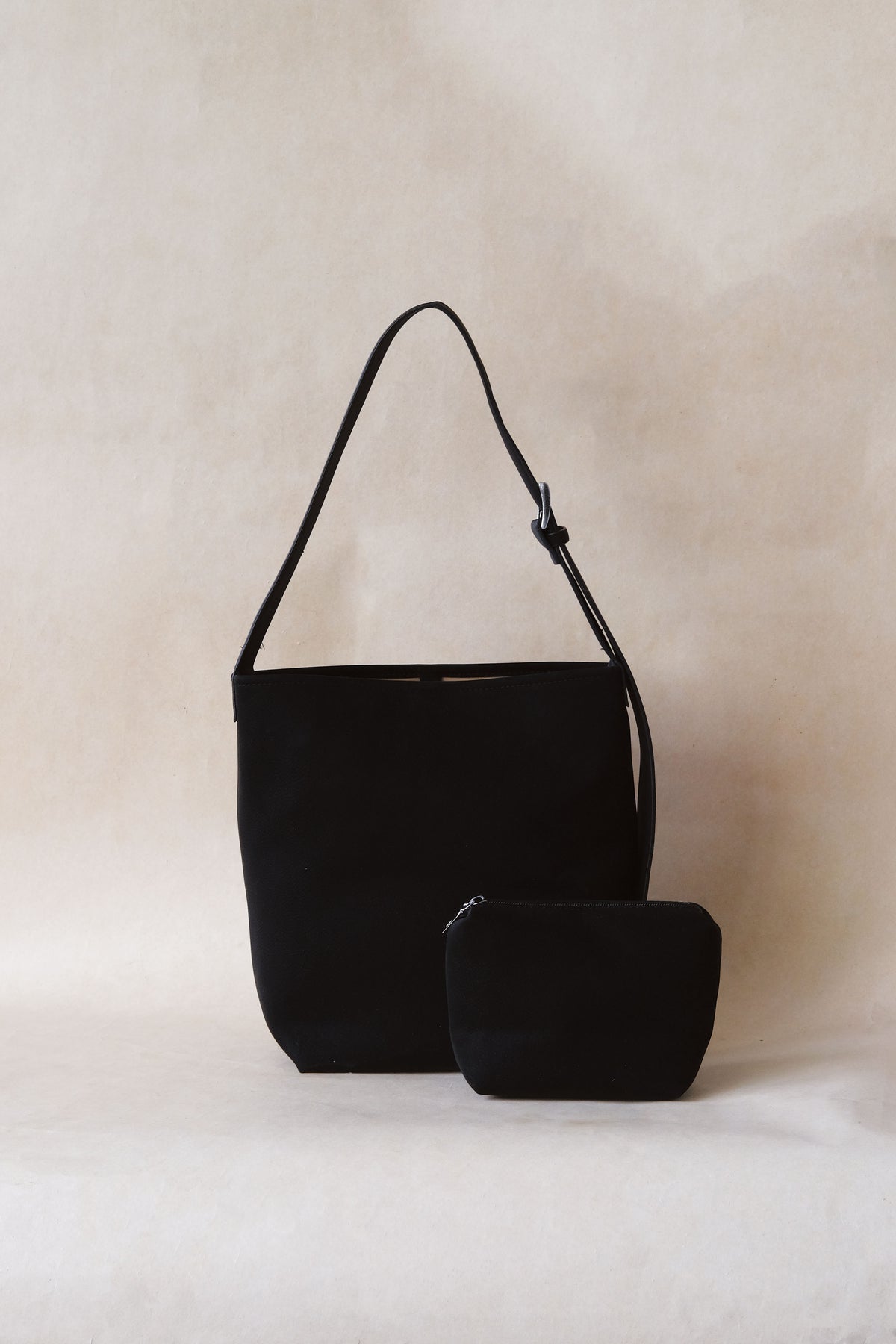 The Emery Bucket - Classic Black