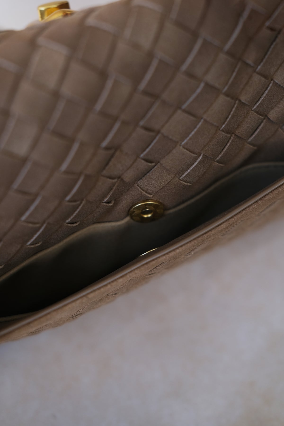 Artisan Linear Flap - Khaki