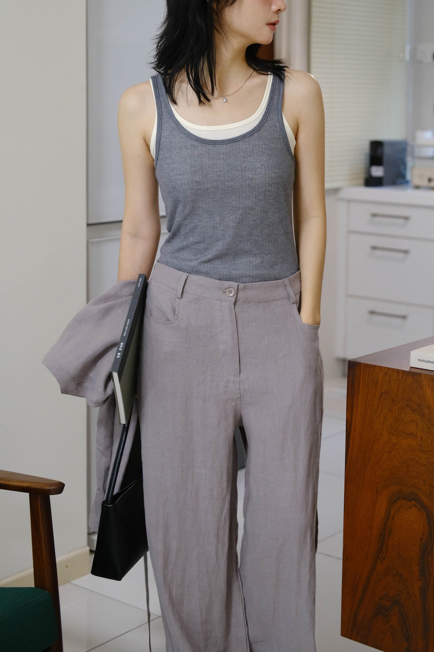 Semi-elastic linen trousers classic grey