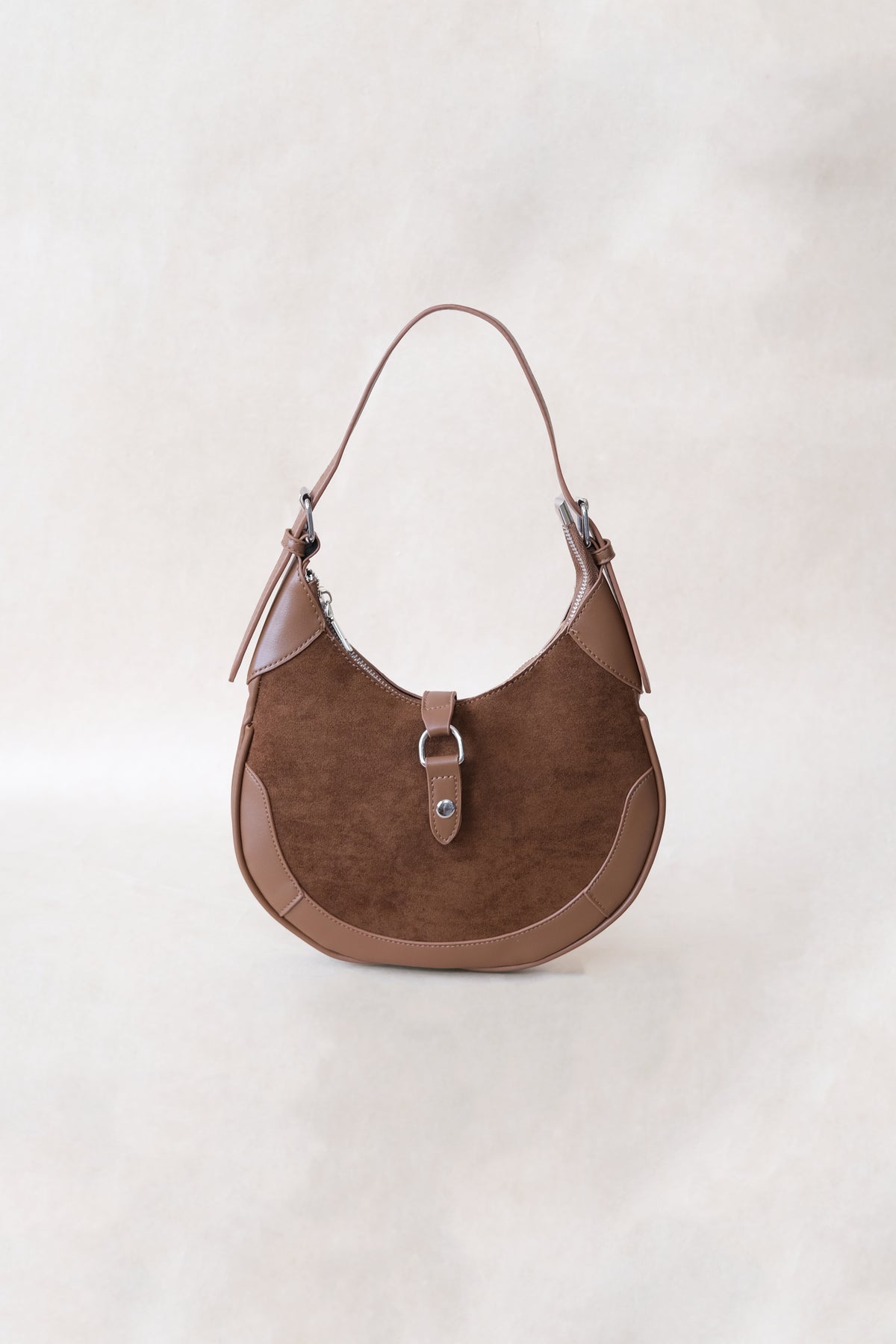 Classic Velvet Saddle Handbag - Coffee