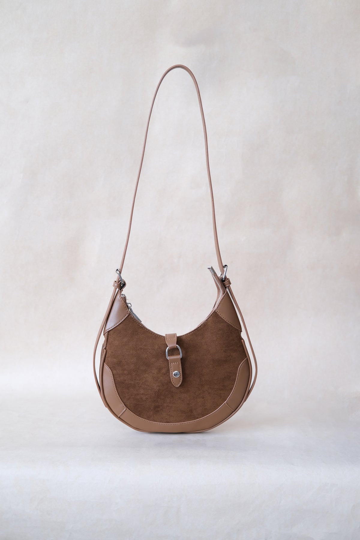 Classic Velvet Saddle Handbag - Coffee