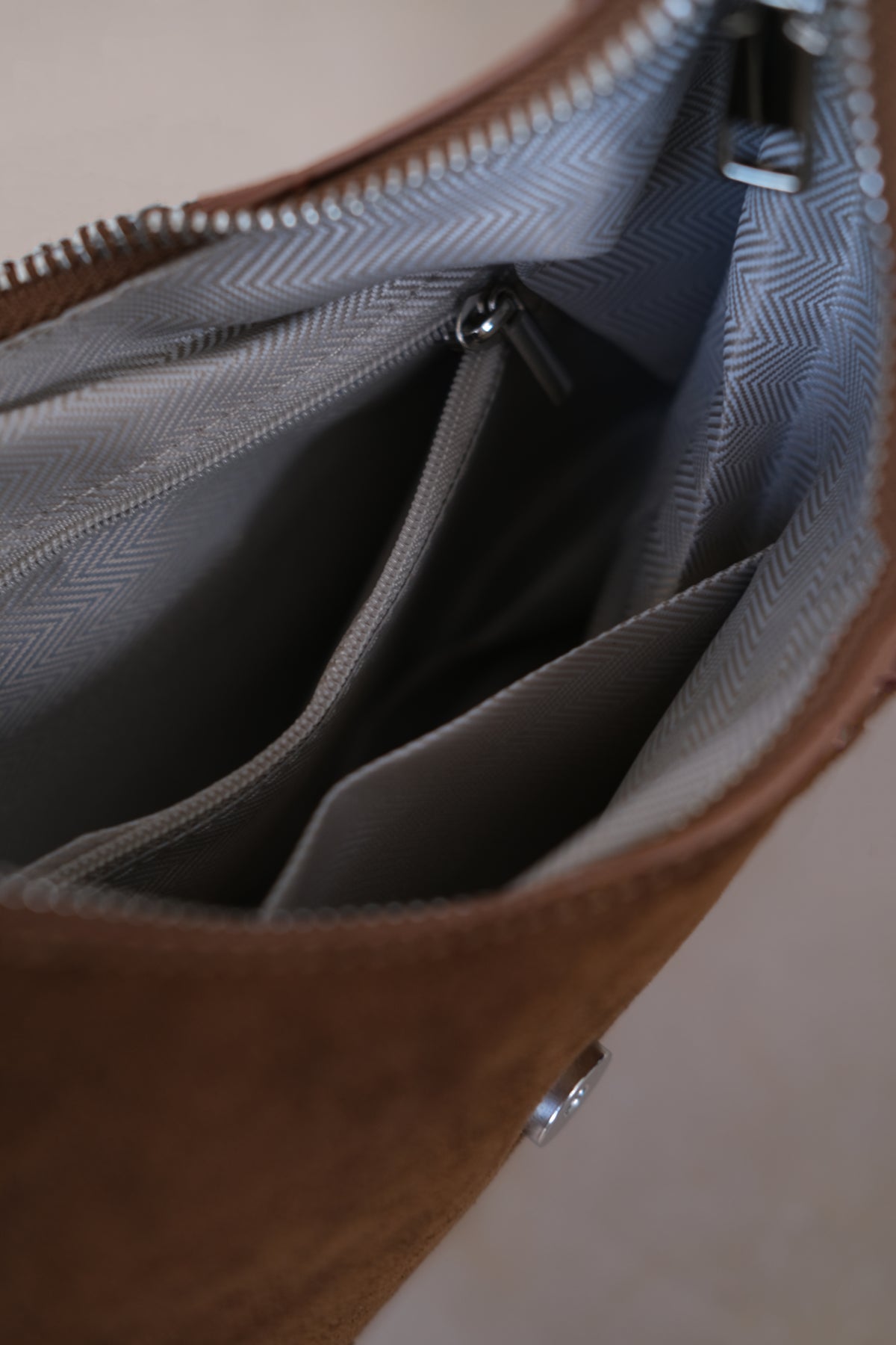 Classic Velvet Saddle Handbag - Coffee
