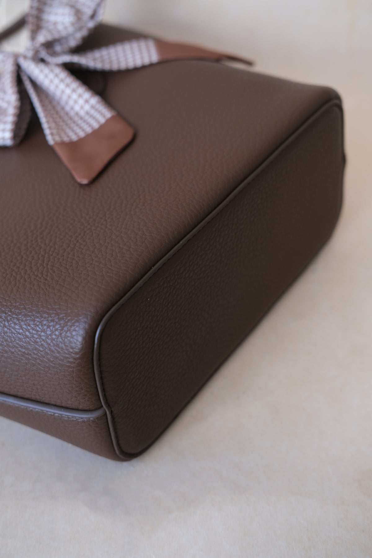 Flower Bud Aura Bag - Coffee