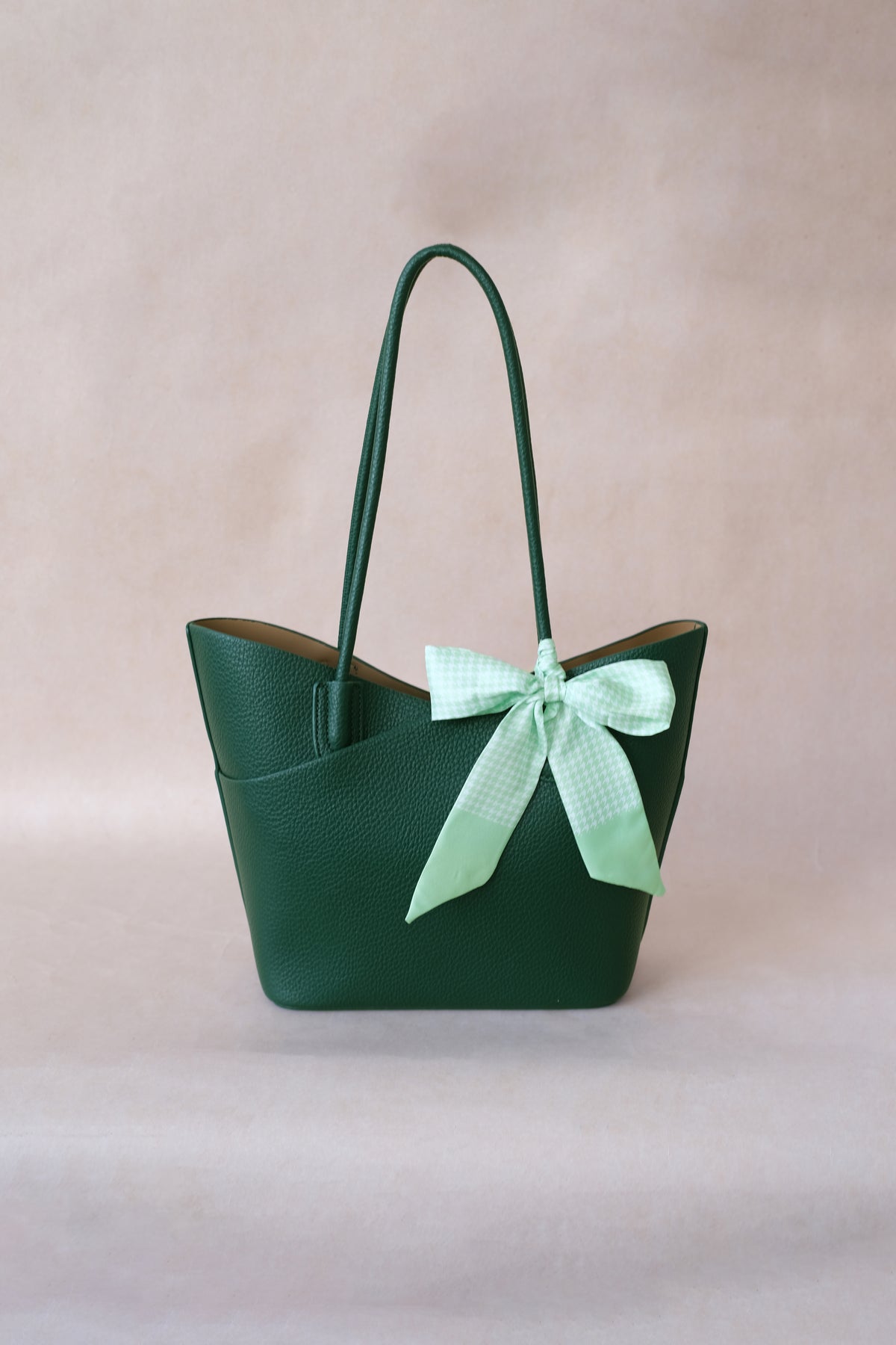 Flower Bud Aura Bag - Green