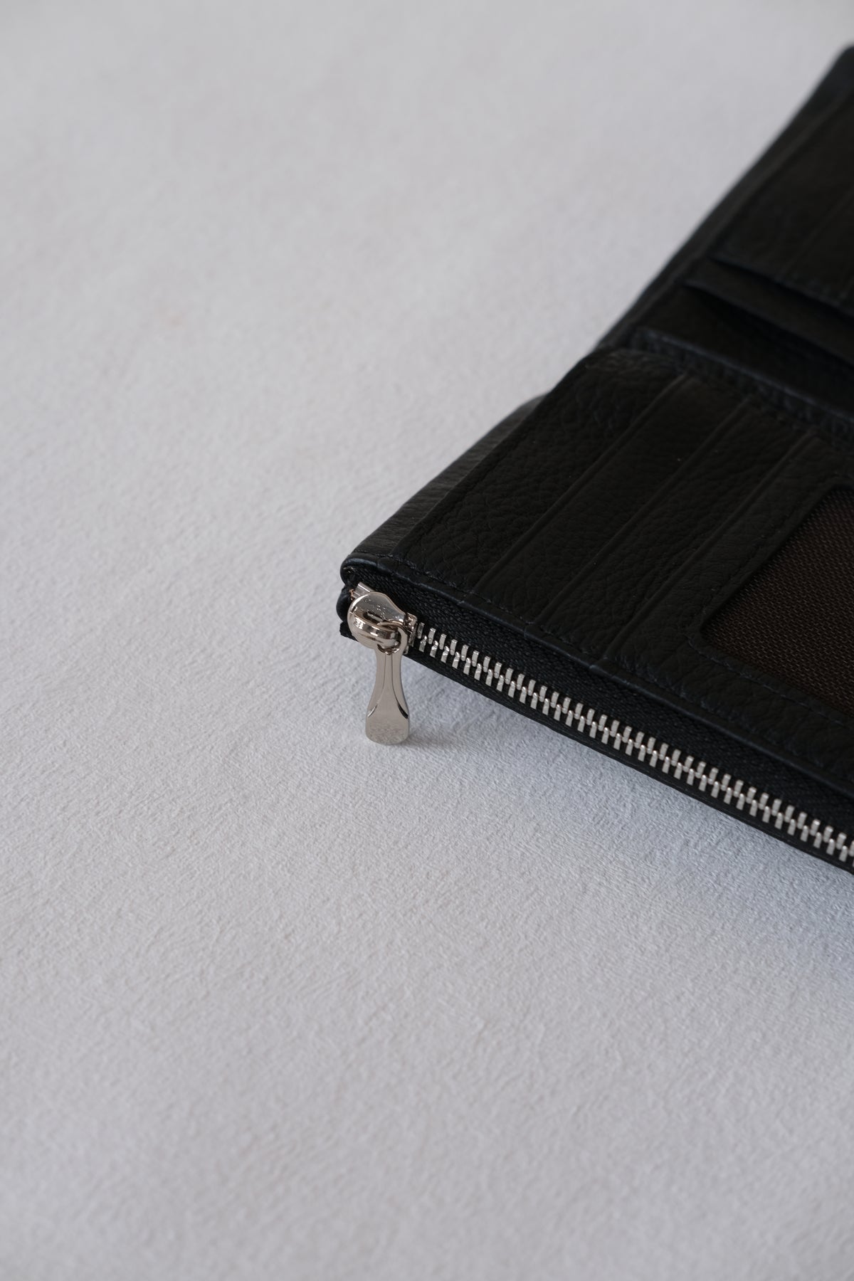 Elaria Compact Wallet - Classic Black