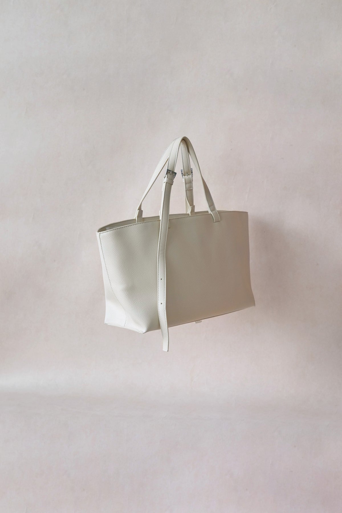 Celeste Commuter Bag - White