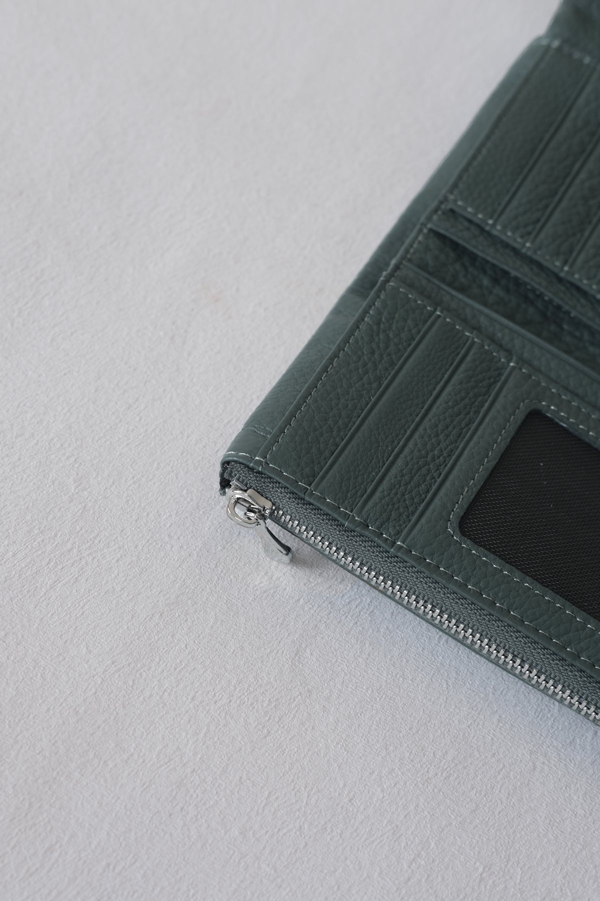 Elaria Compact Wallet - Aqua Blue