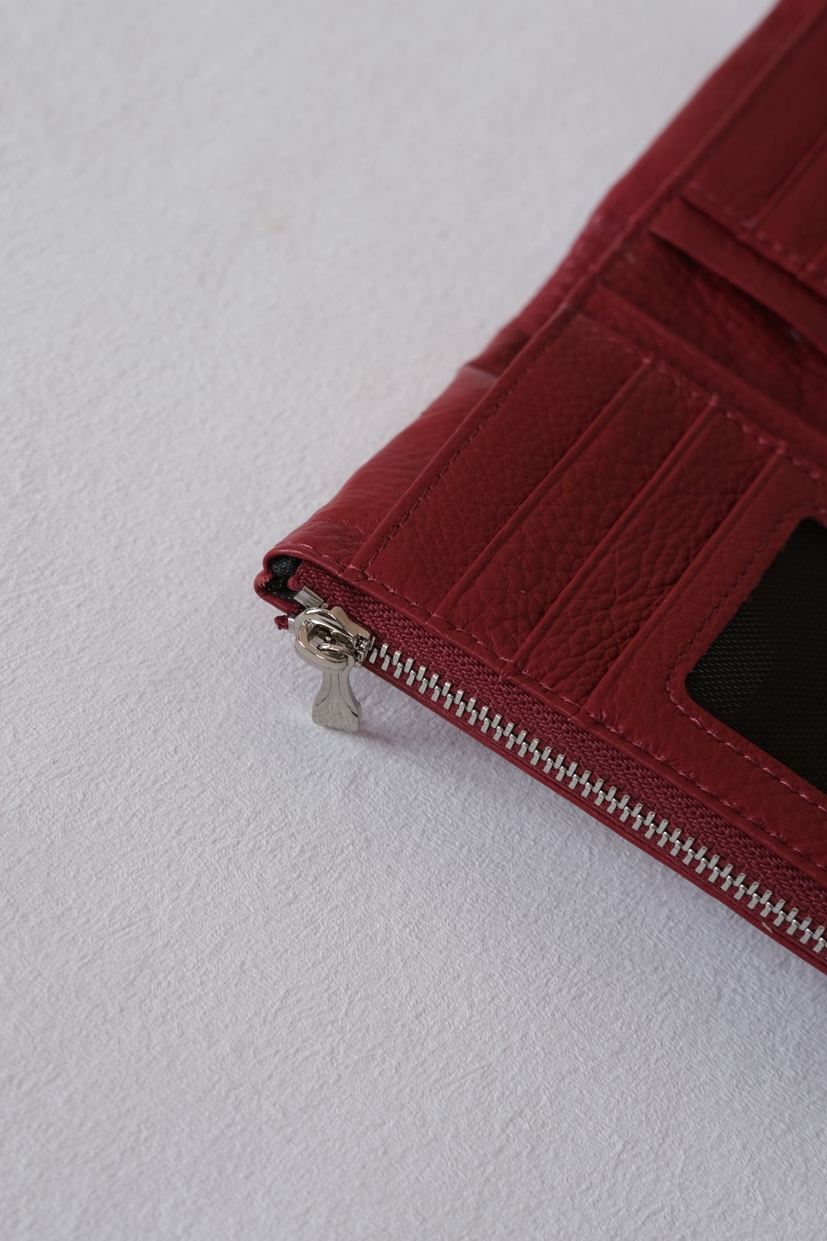 Elaria Compact Wallet - Plum