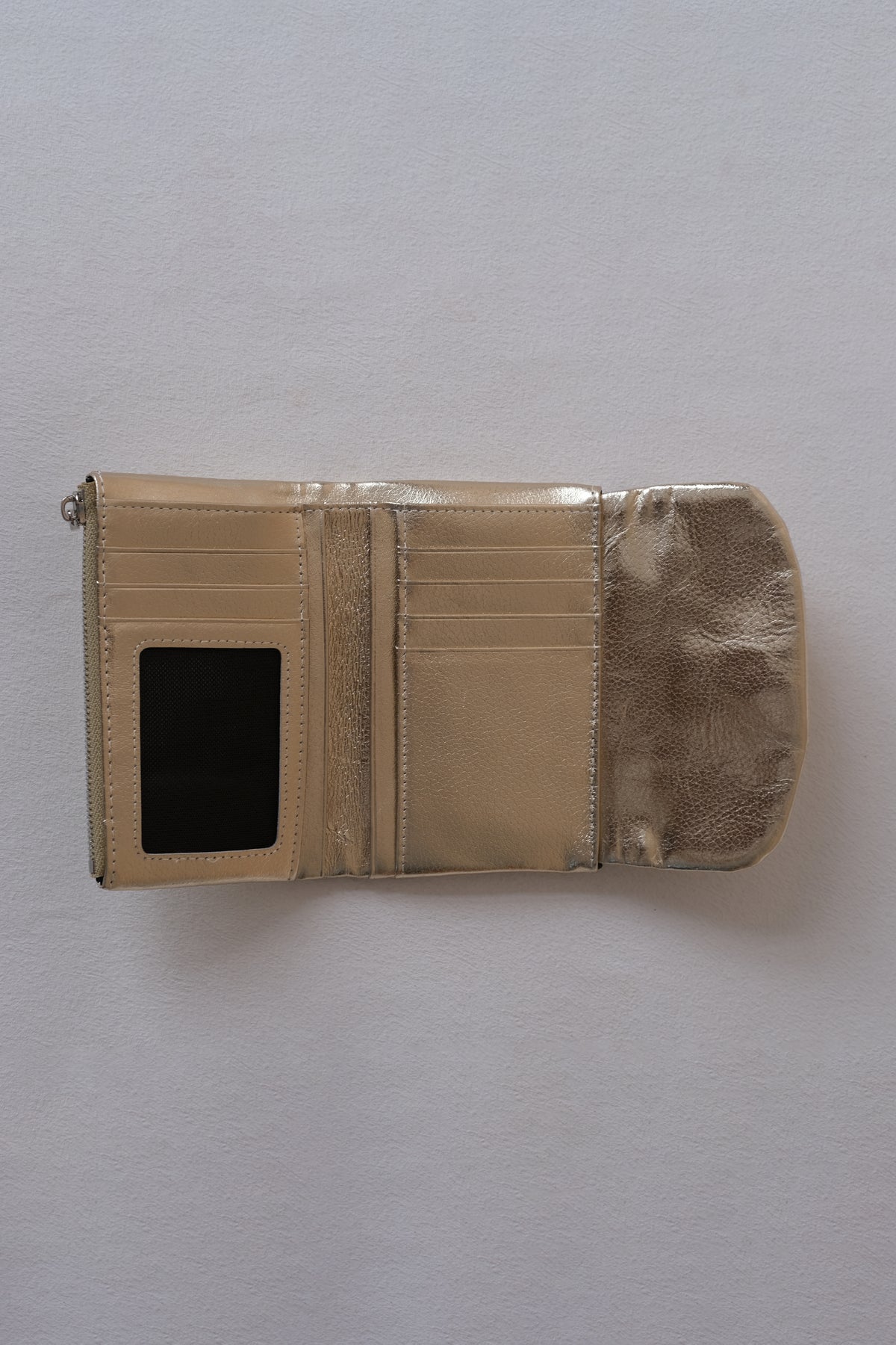 Elaria Compact Wallet - Gold