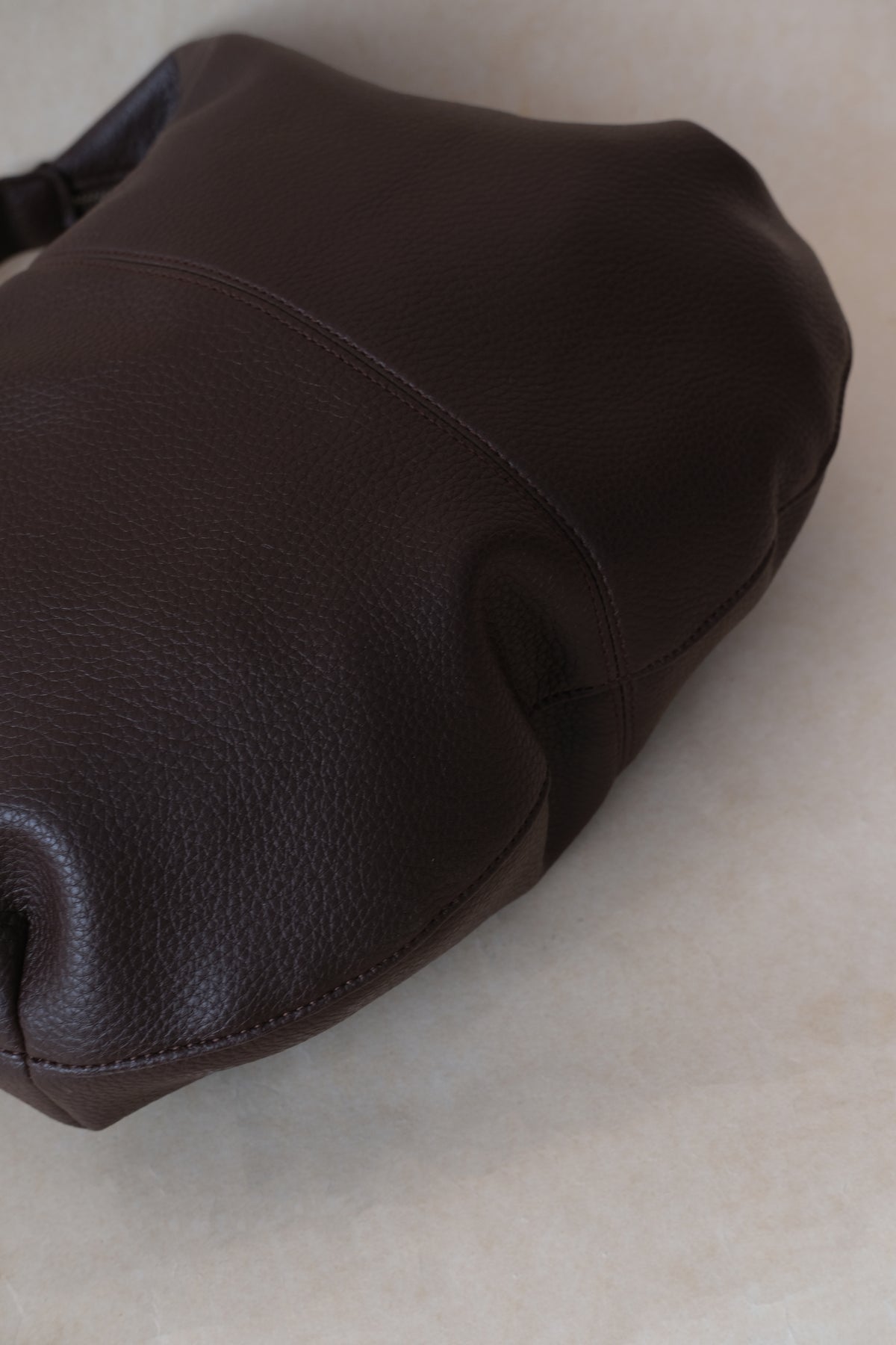 Elaria Commuter Tote - Coffee