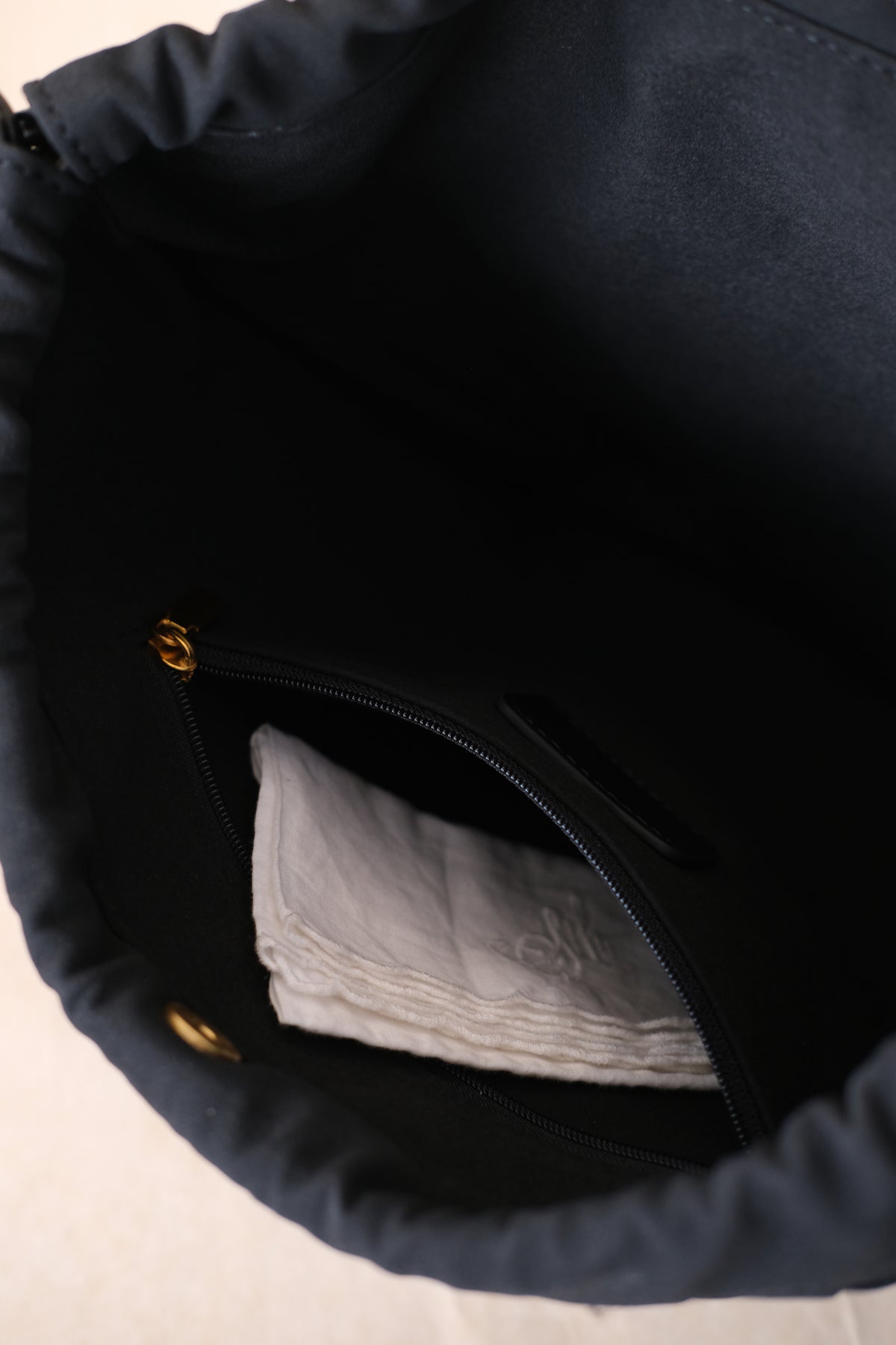 Artisan Cloud Satchel - Classic Black