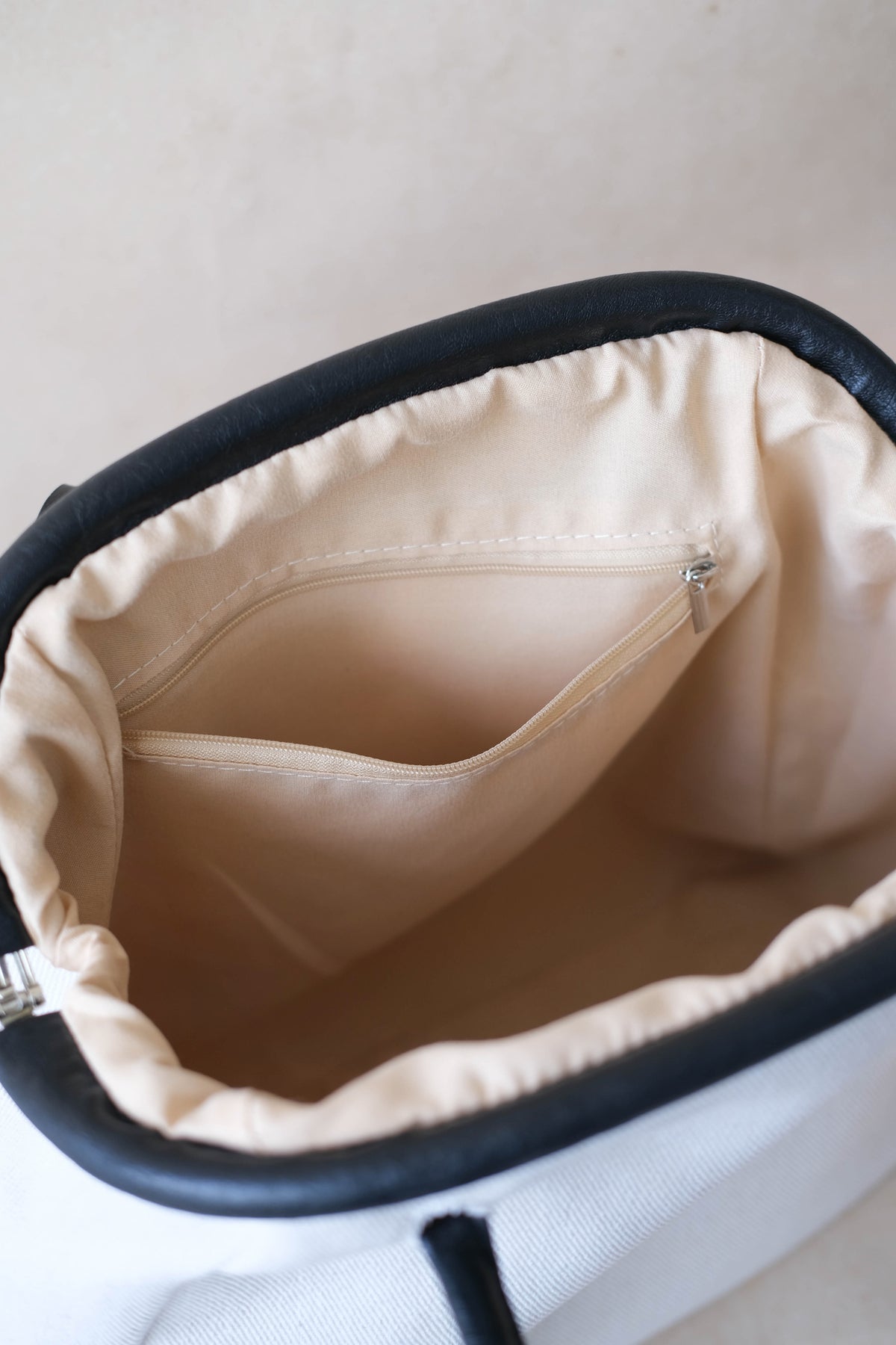 The Isabelle Shell Tote - White