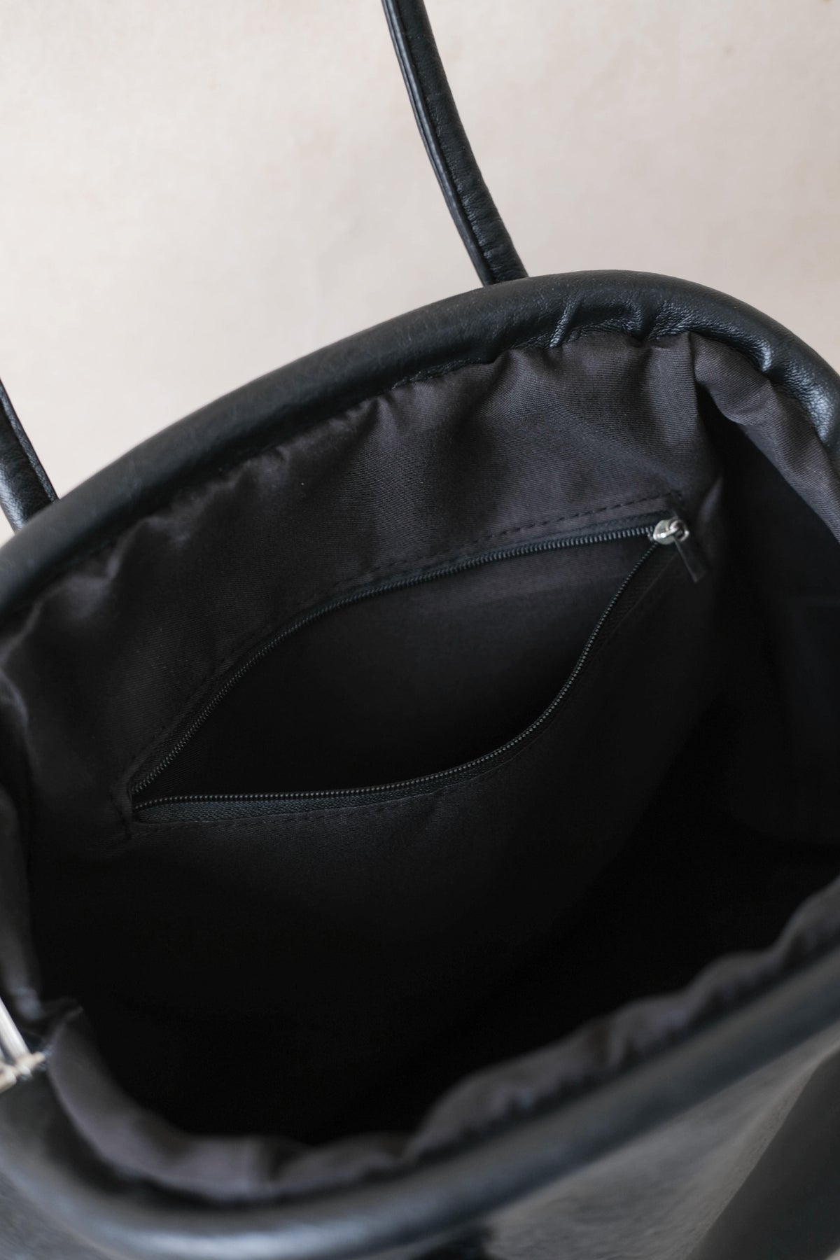 The Isabelle Shell Tote - Classic Black