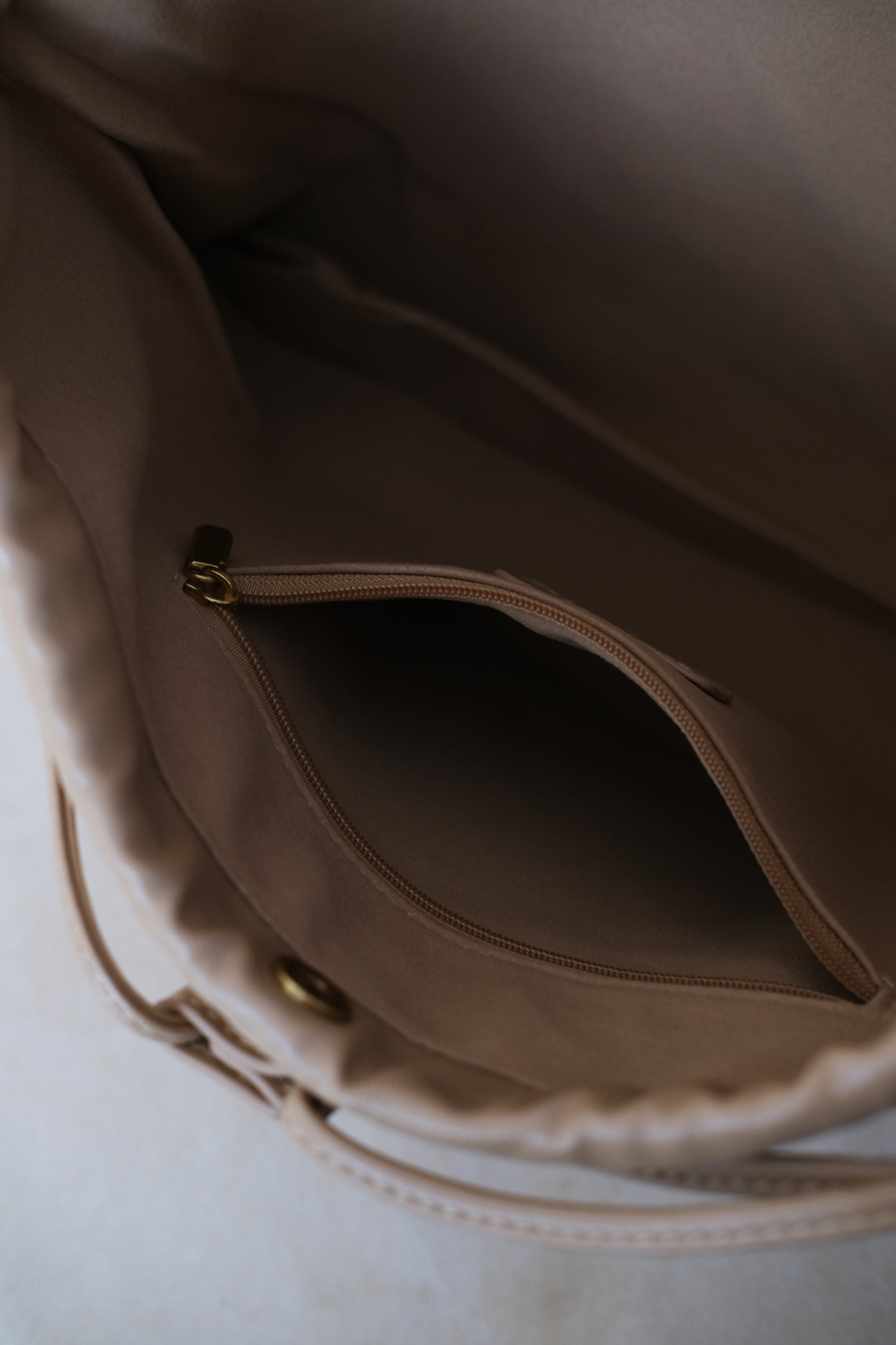 Artisan Cloud Satchel - Almond