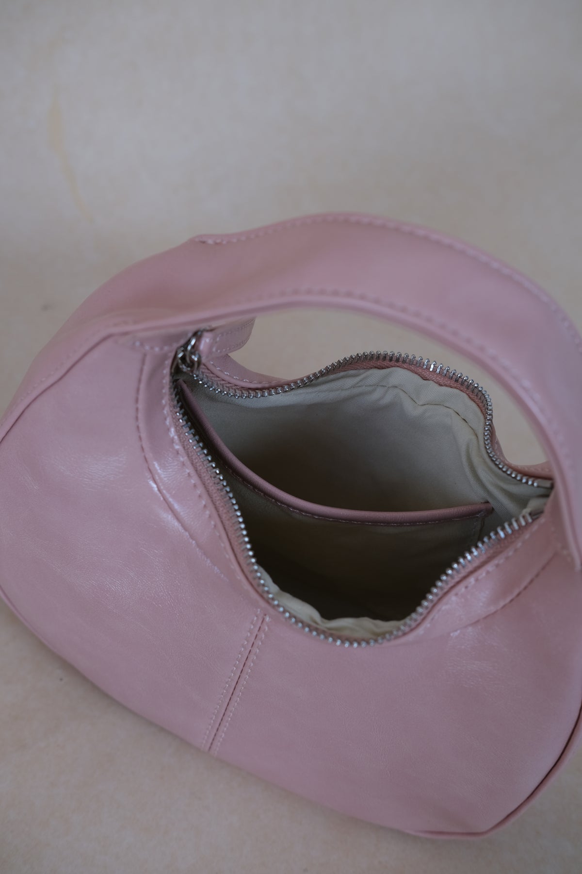Véra Mini Hobo Bag - Pink