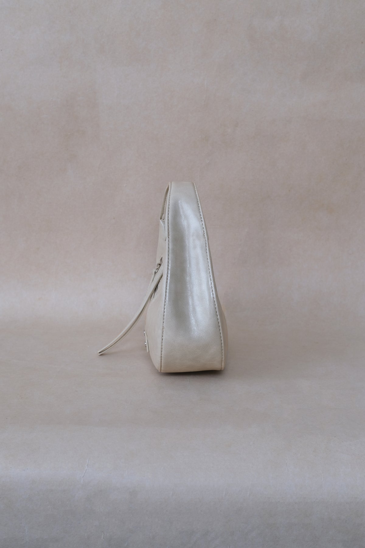 Véra Mini Hobo Bag - White Sand