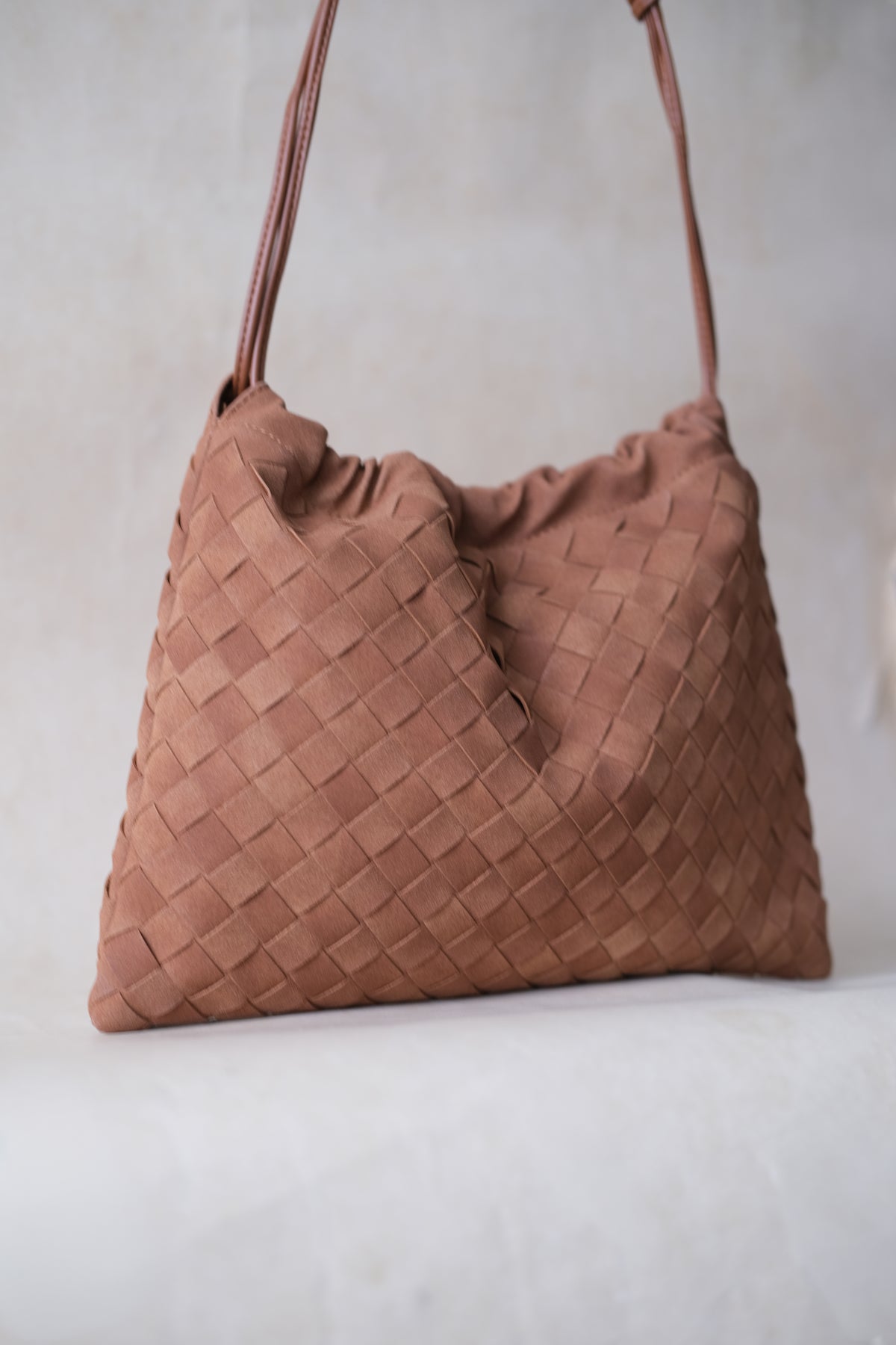 Artisan Cloud Satchel - Chestnut