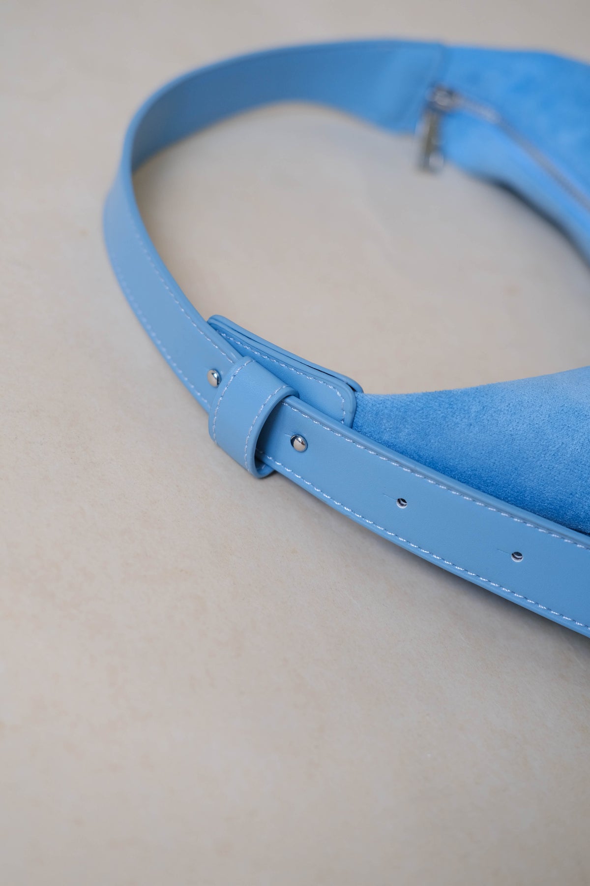 Portable Dumpling Crescent Bun In Baby Blue