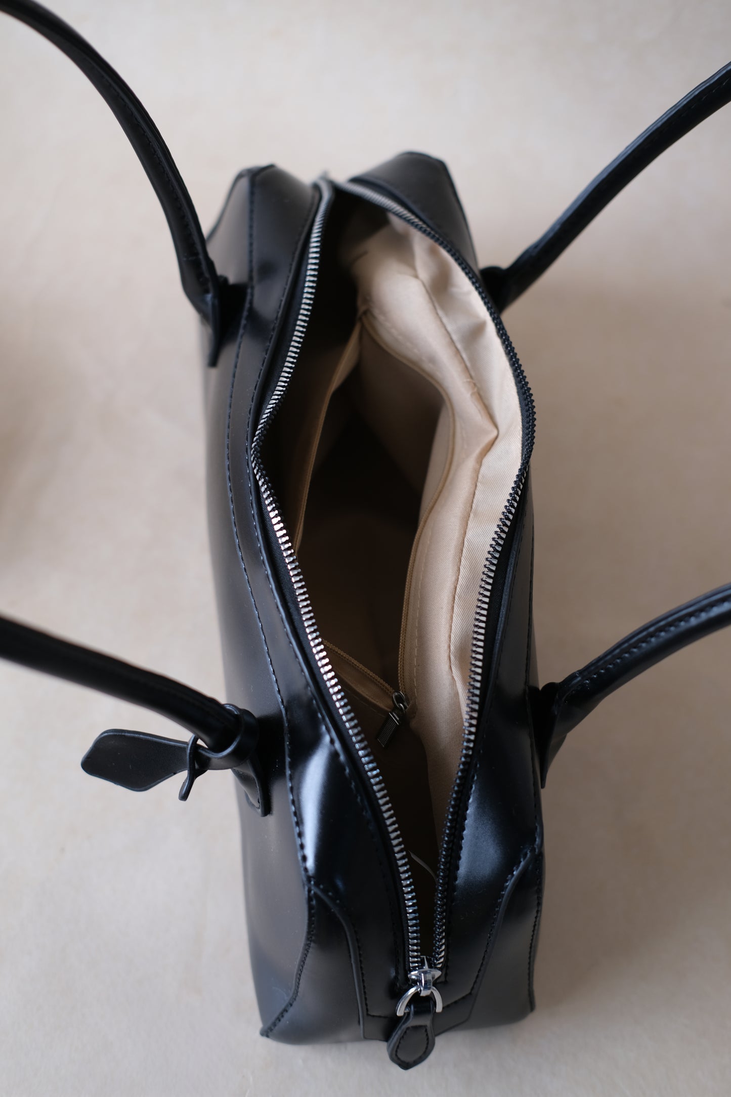 Clémence Shoulder Baguette - Classic Black