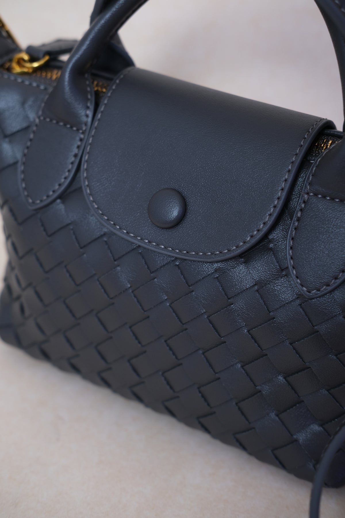 Artisan Véra Mini Carry Bag - Gunmetal Gray