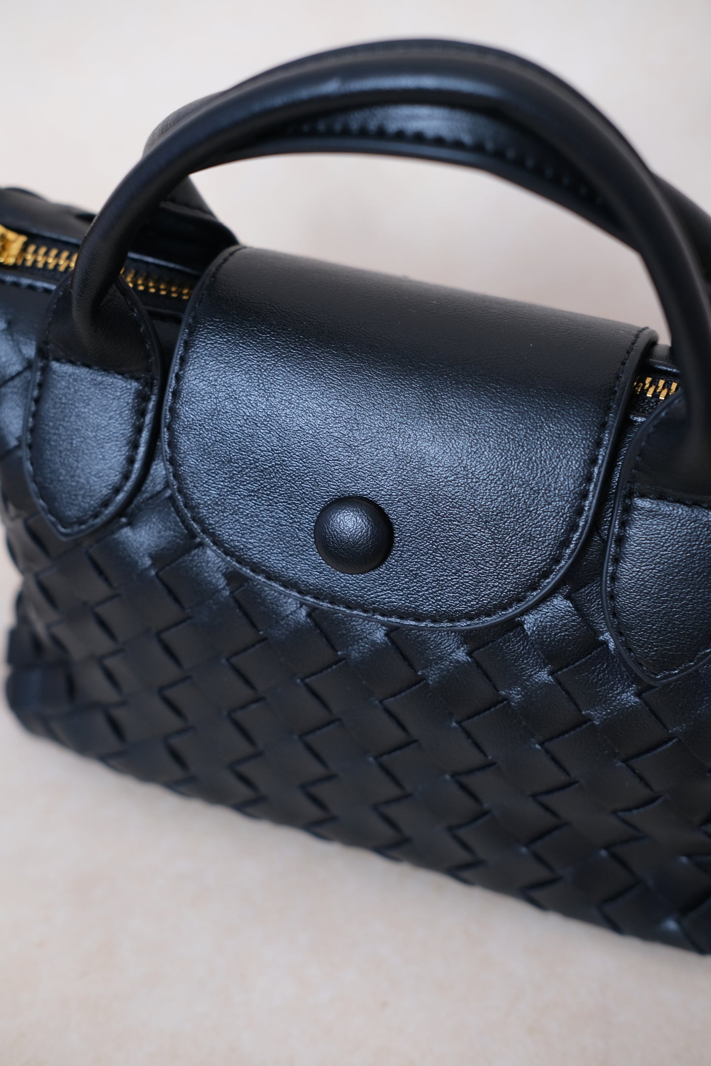 Artisan Véra Mini Carry Bag - Shinny Black