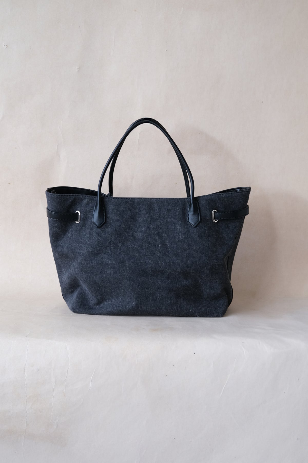 Élan Belted Canvas Tote - Black