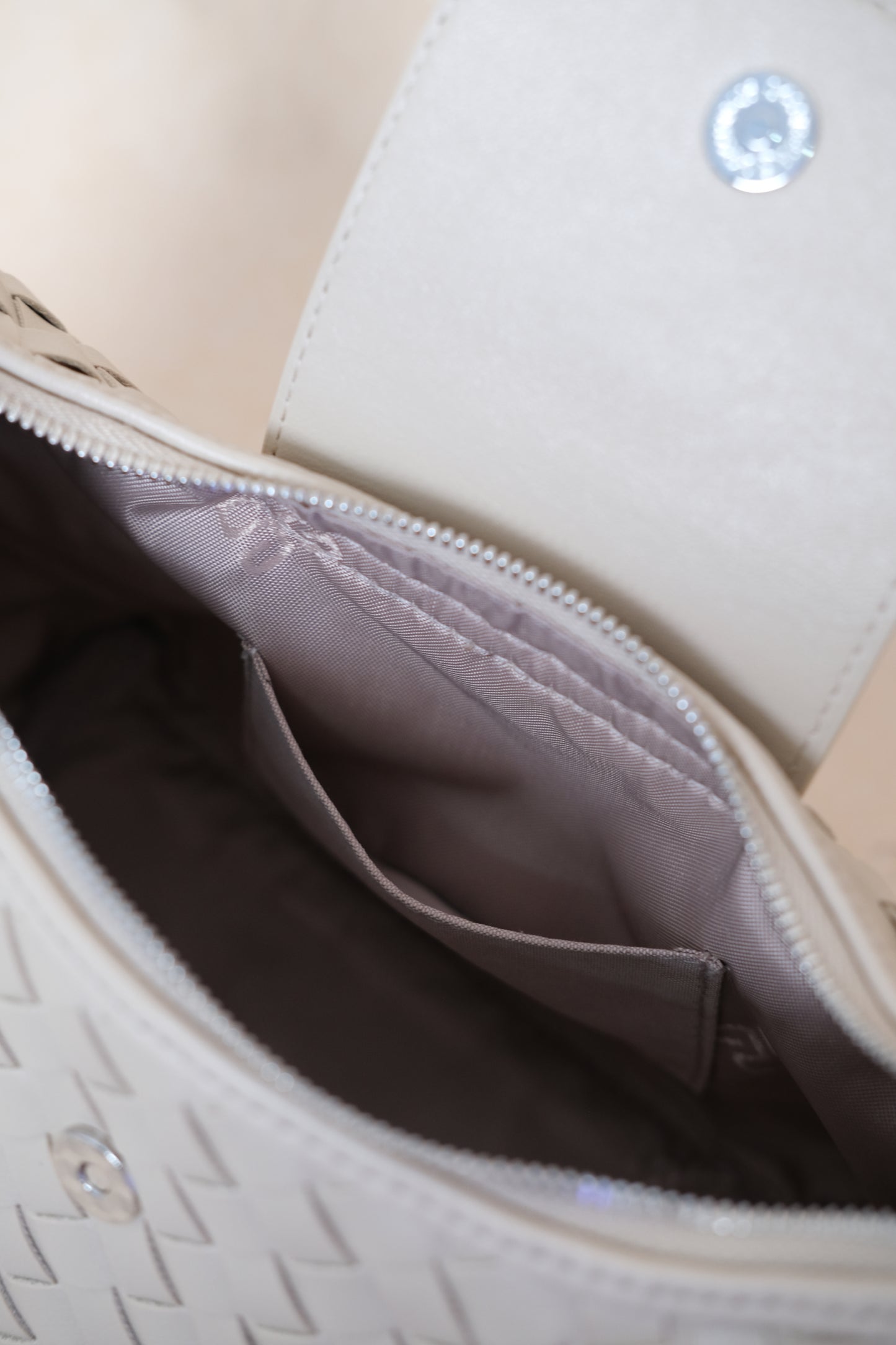 Artisan Aurelia Crescent Bag - White Sand