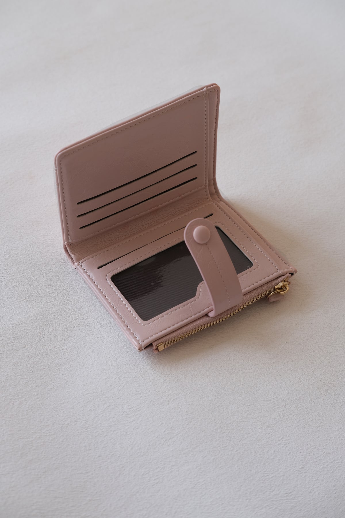Vivienne Essential Wallet - Macaroon Pink