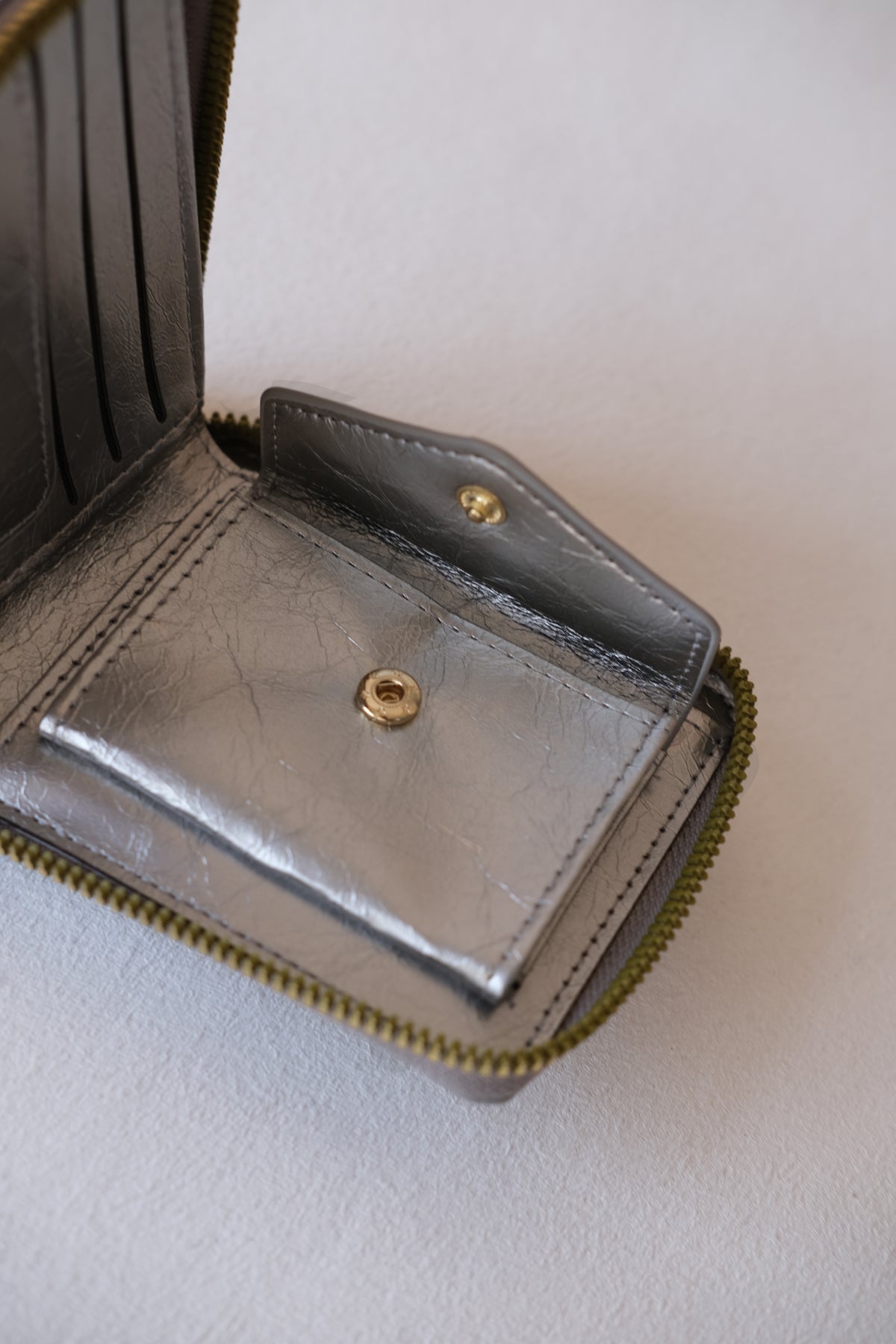 Serene Classic Wallet - Silver