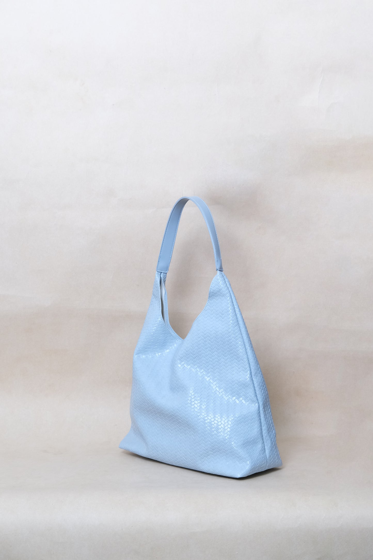 The Pure Elegance Tote - Baby Blue
