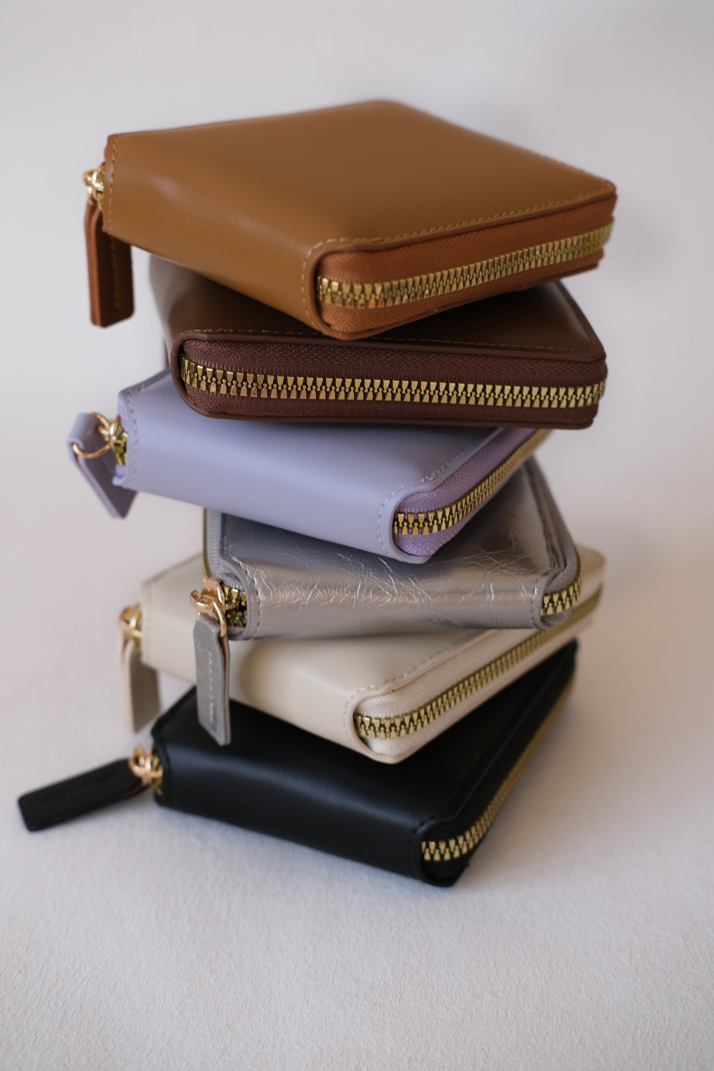 Serene Classic Wallet - White