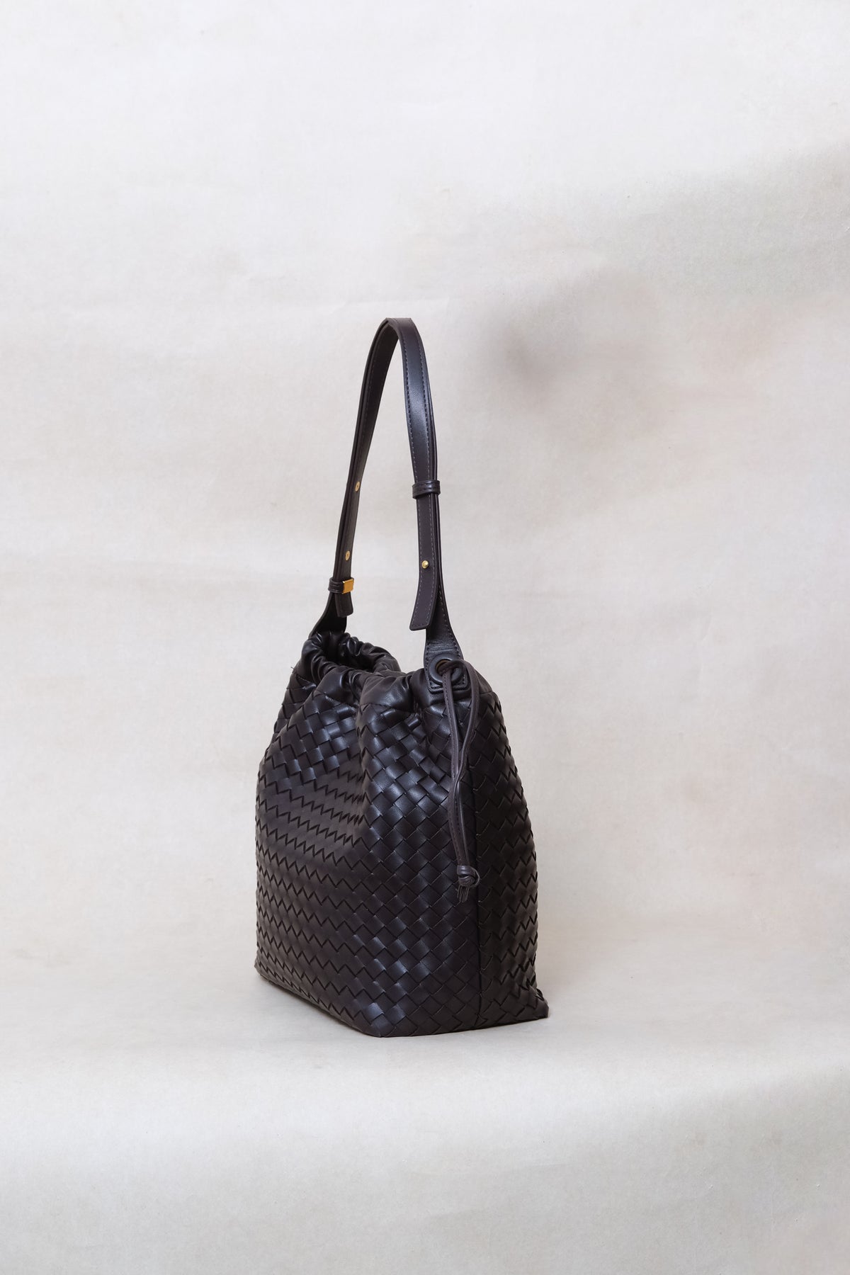 Artisan Classic Slouch Bag - Black Currant