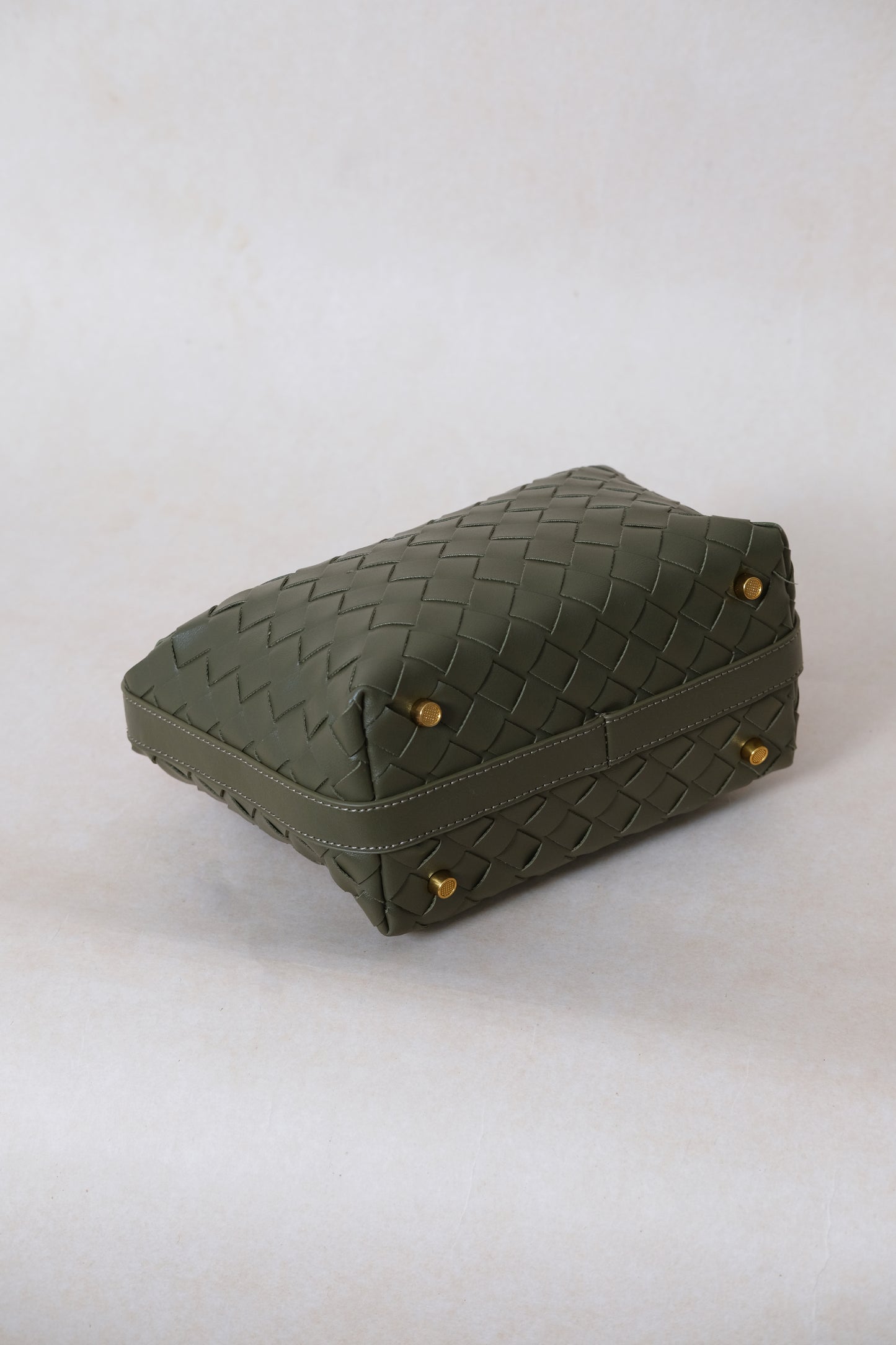 The Artisan Bag - Shinny Olive Green