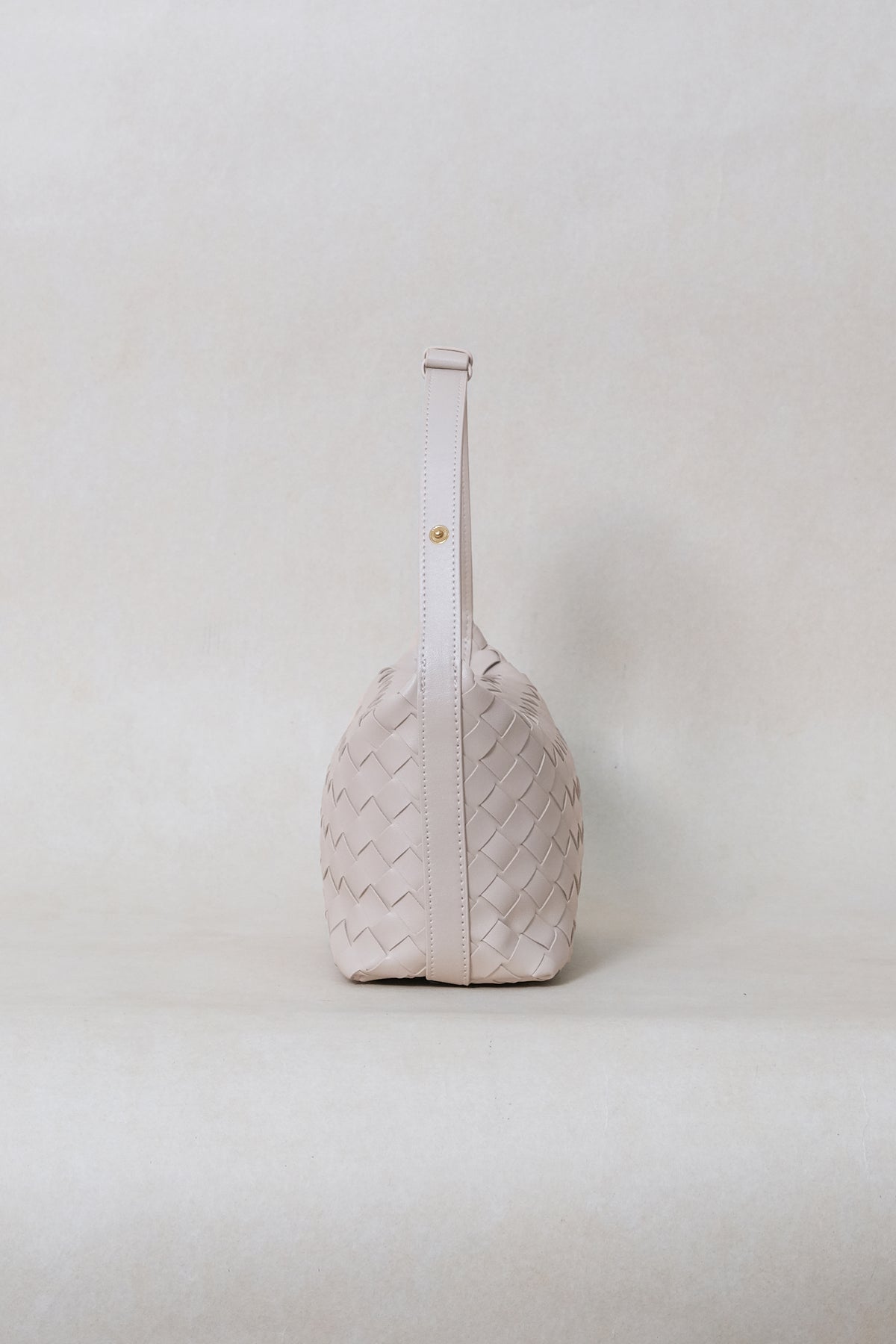 The Artisan Bag - White Sand