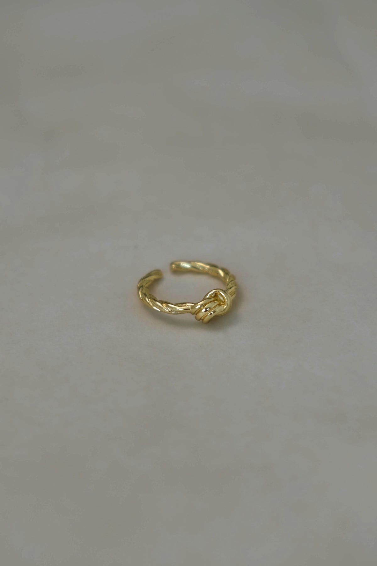 Knot Simple Ring in Gold Vermeil