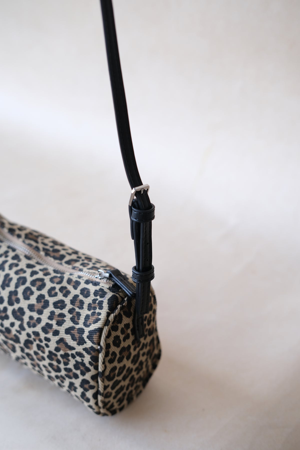 Matte Lumi Mini - Beige Leopard Print