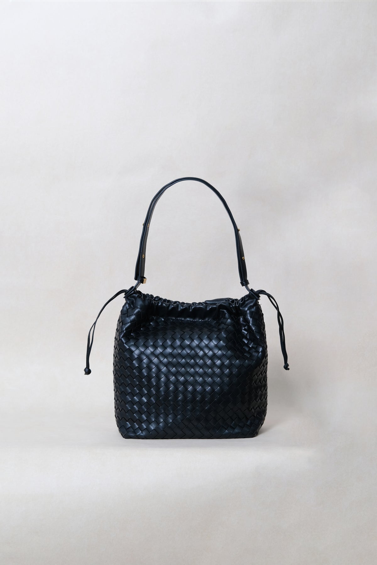 Artisan Classic Slouch Bag - Classic Black