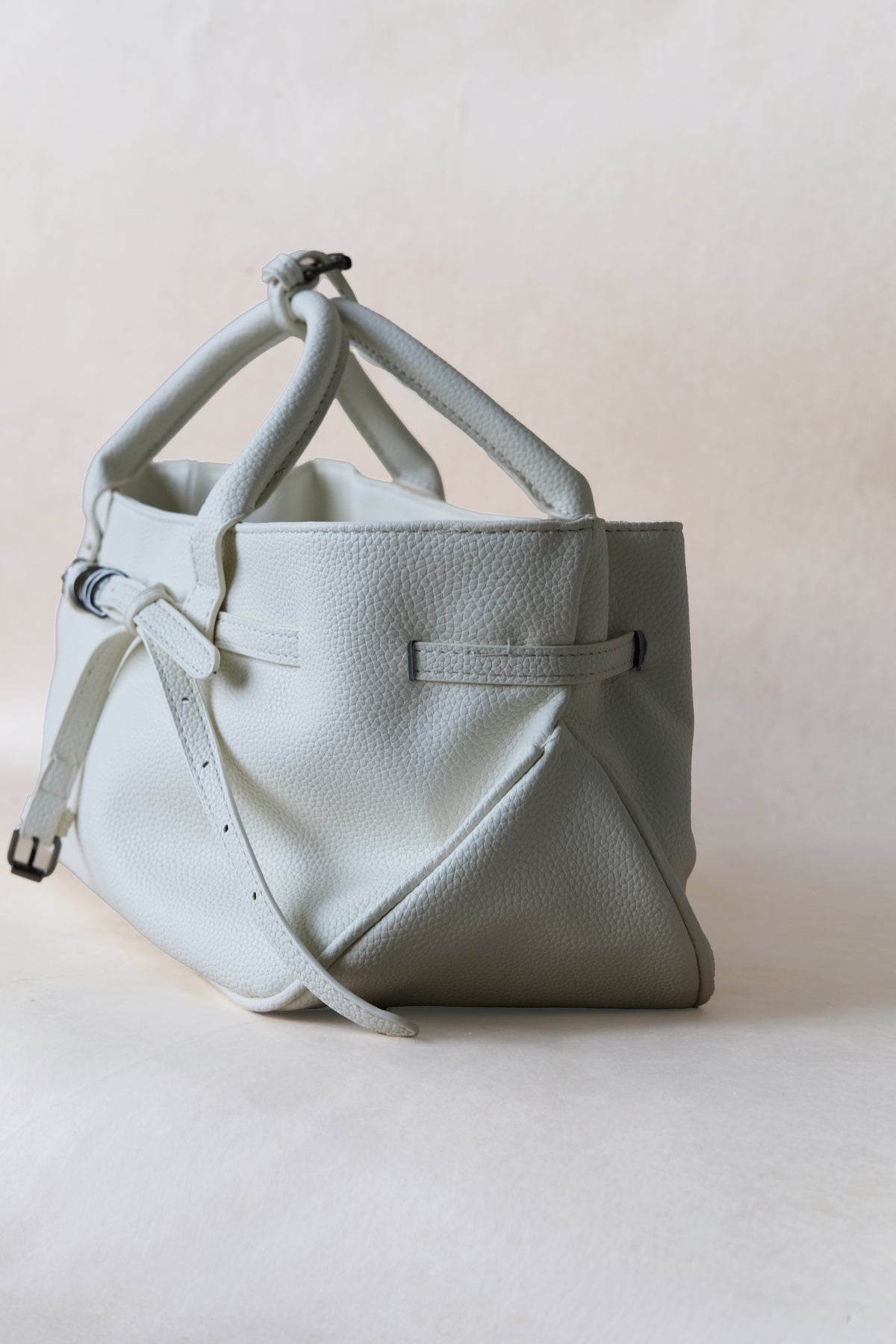 Luna Belted Baguette - White